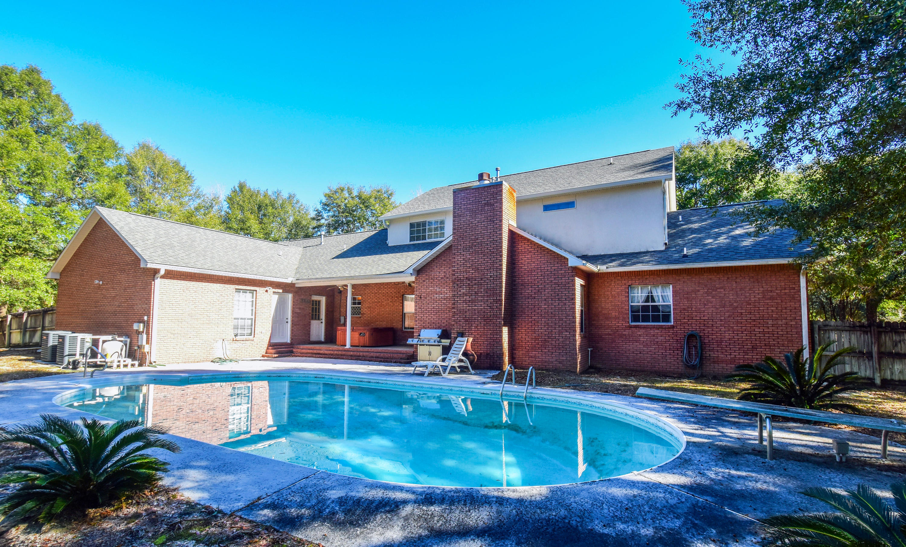 ASHLEY PLACE - Residential