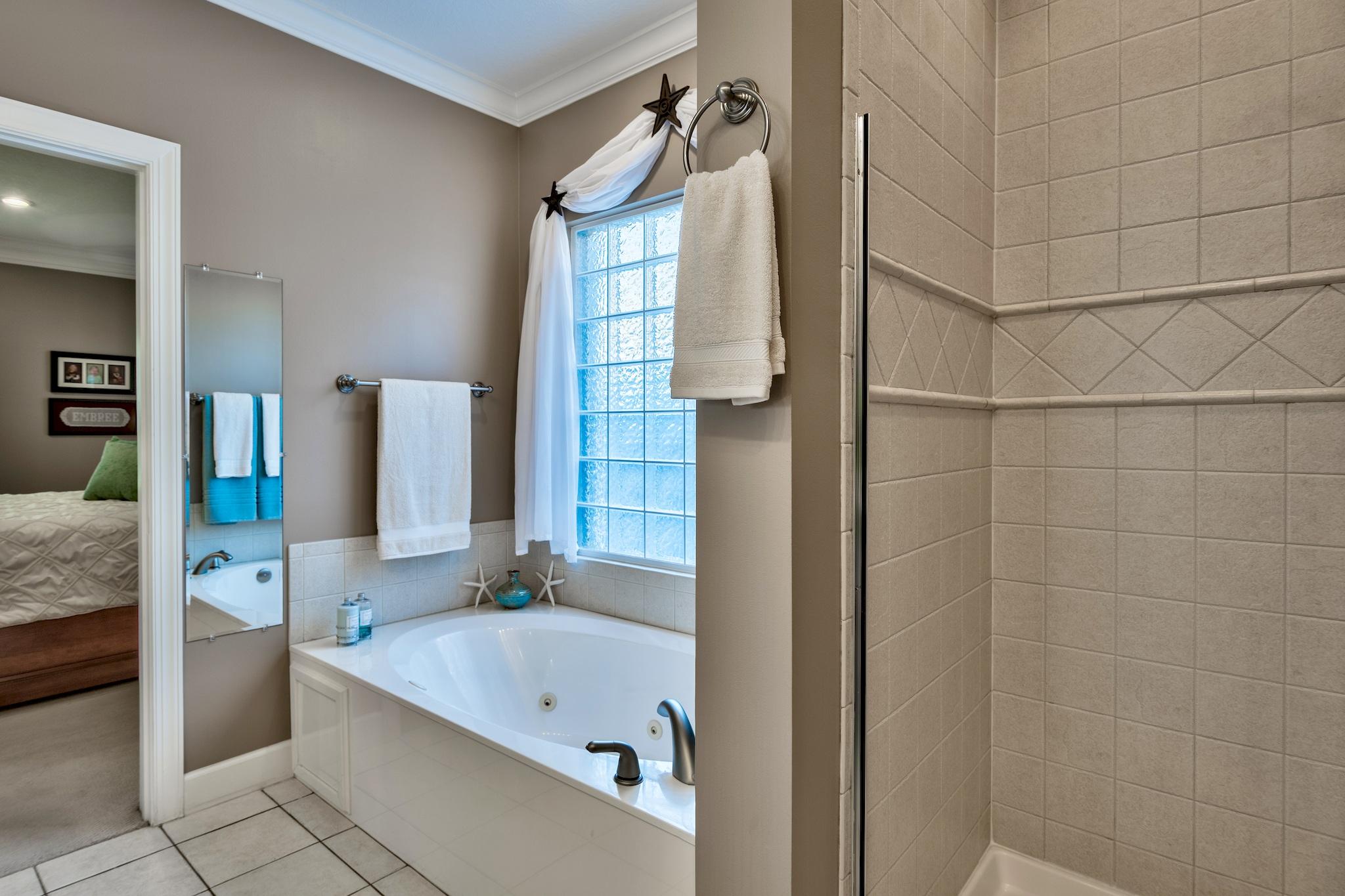 Emerald Lakes PH II - Residential