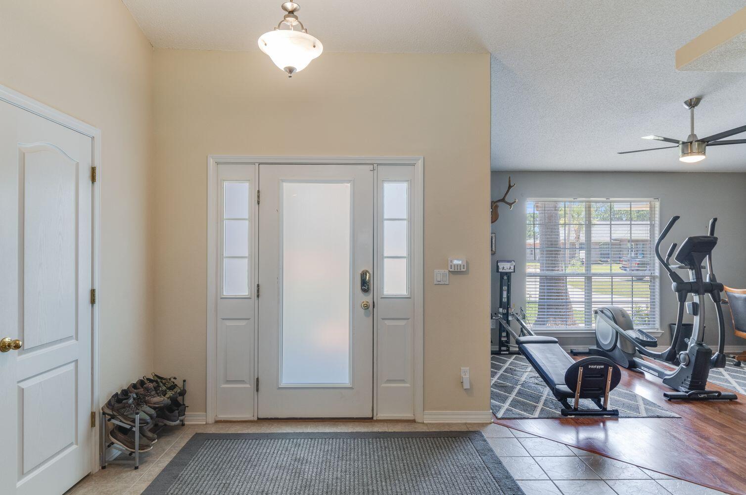 HOLLEY BY THE SEA - Residential