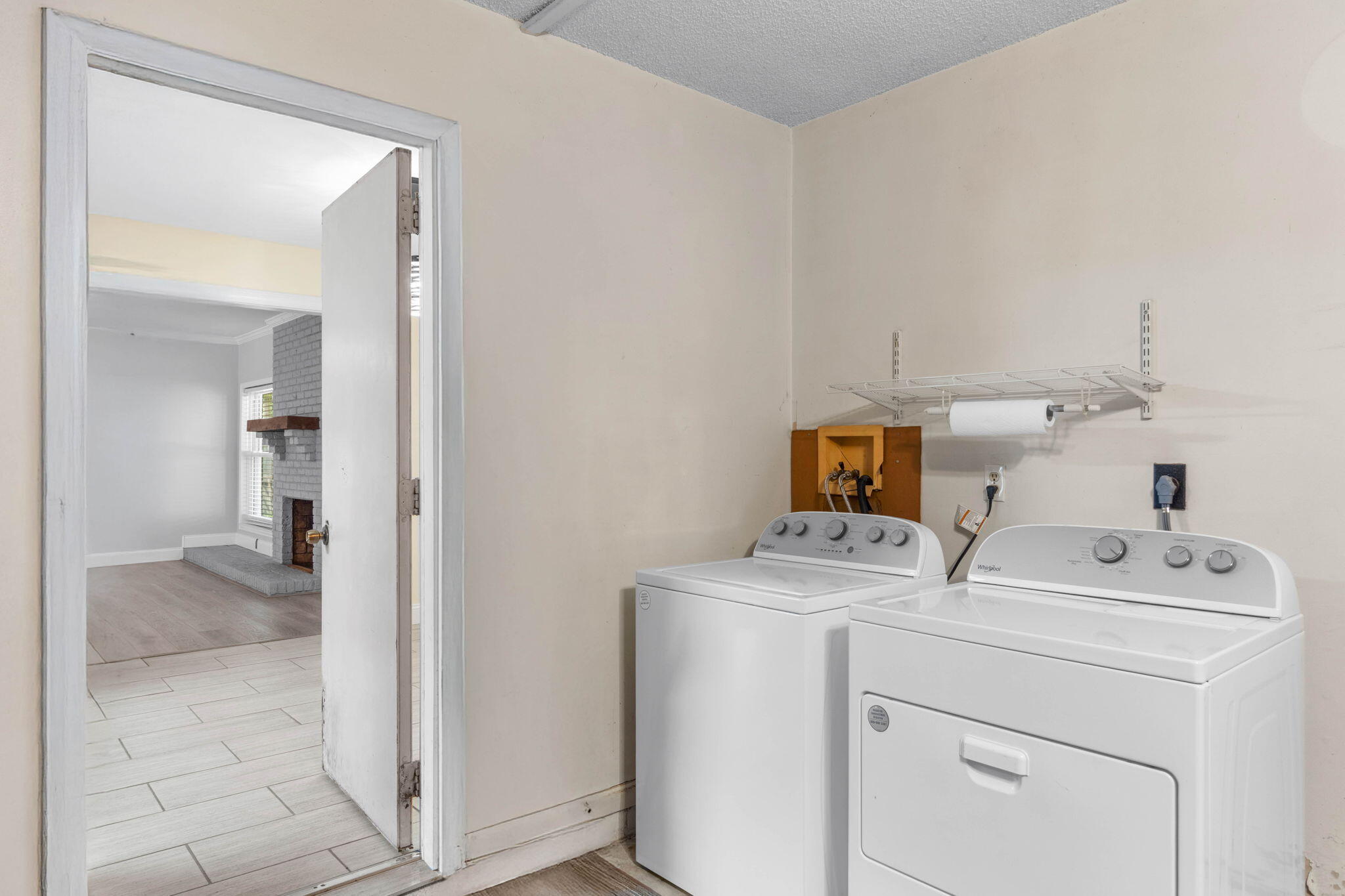 THE NICEVILLE PINES LOT 20 BLK 1 - Residential