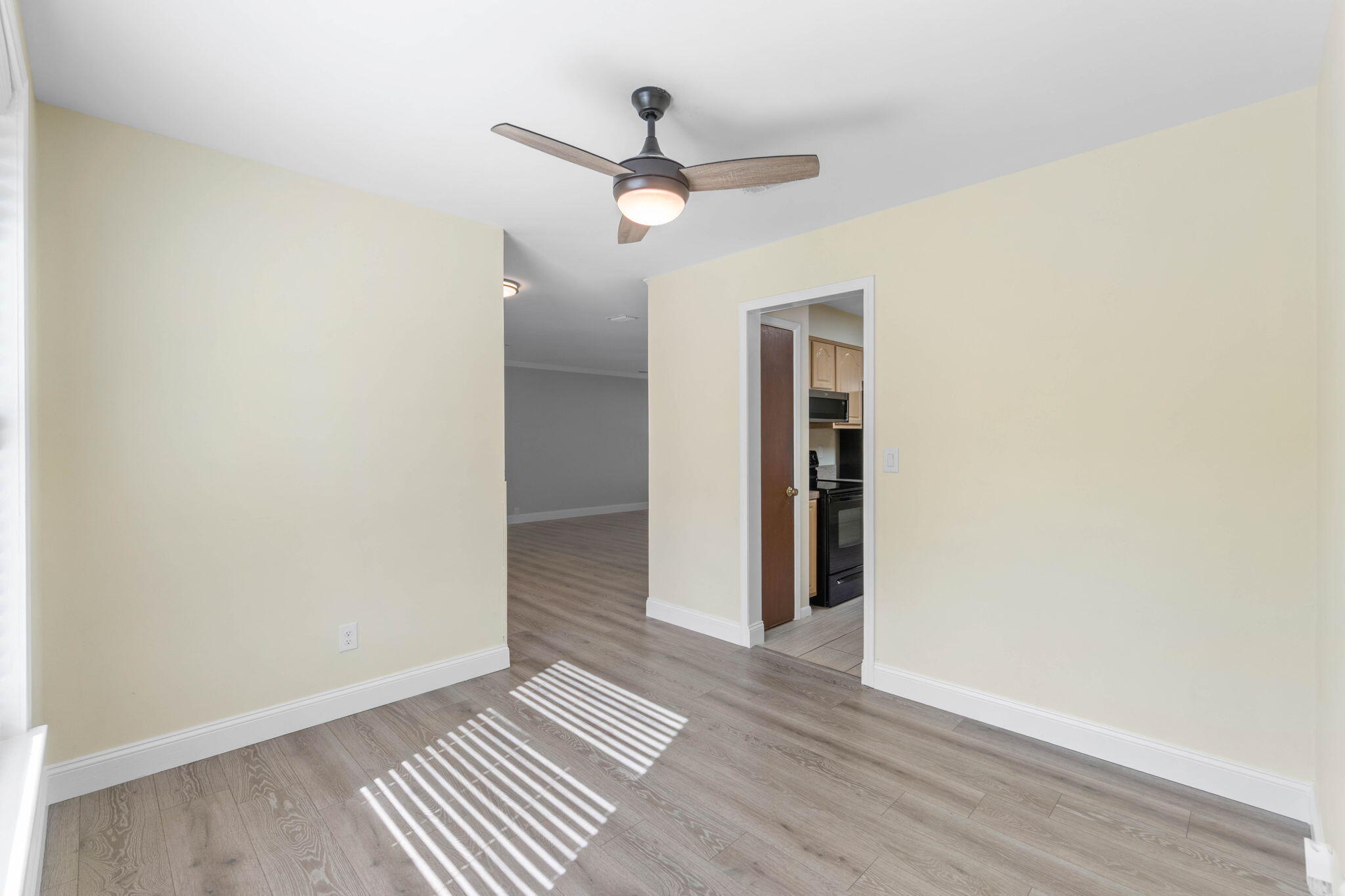 THE NICEVILLE PINES LOT 20 BLK 1 - Residential