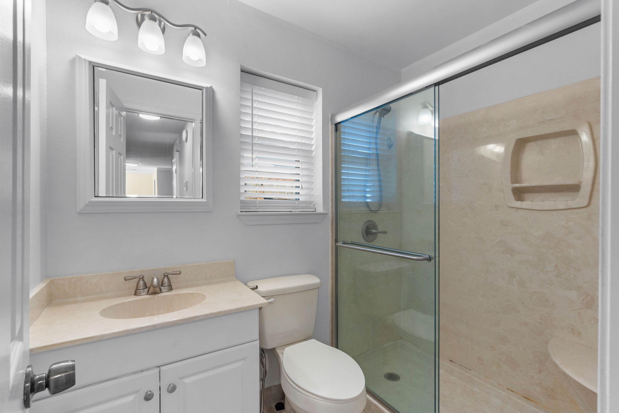 THE NICEVILLE PINES LOT 20 BLK 1 - Residential