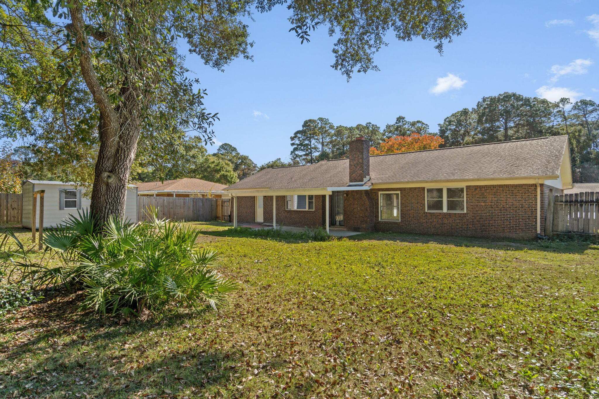 THE NICEVILLE PINES LOT 20 BLK 1 - Residential