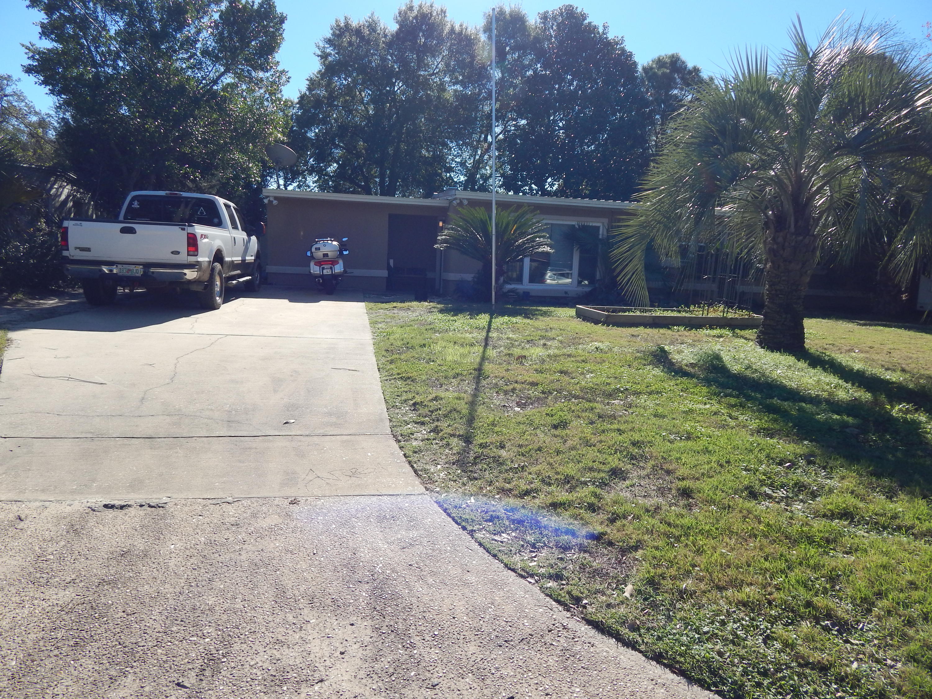 ELLIOTTS POINT 7TH ADDN - Residential