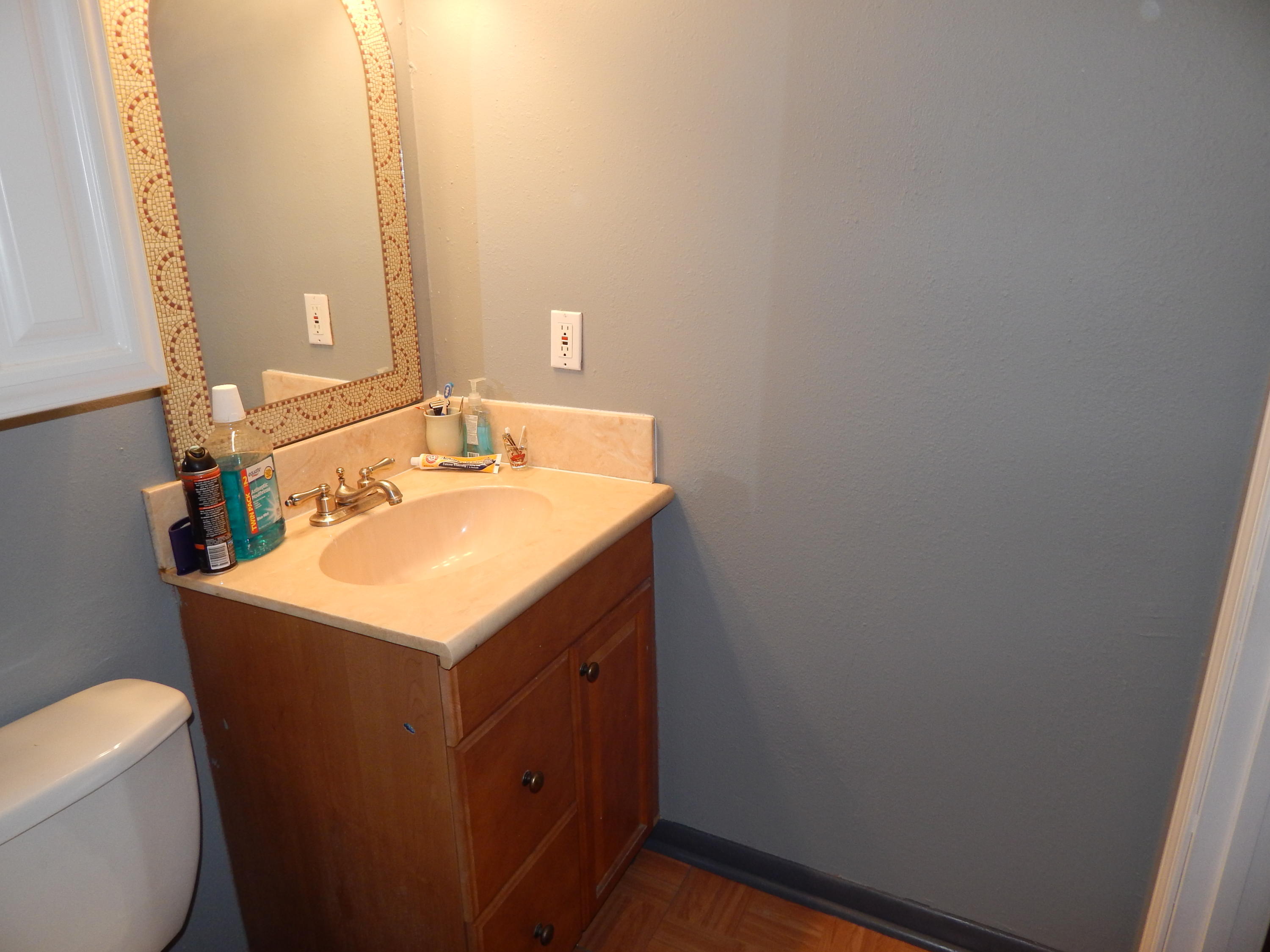 ELLIOTTS POINT 7TH ADDN - Residential