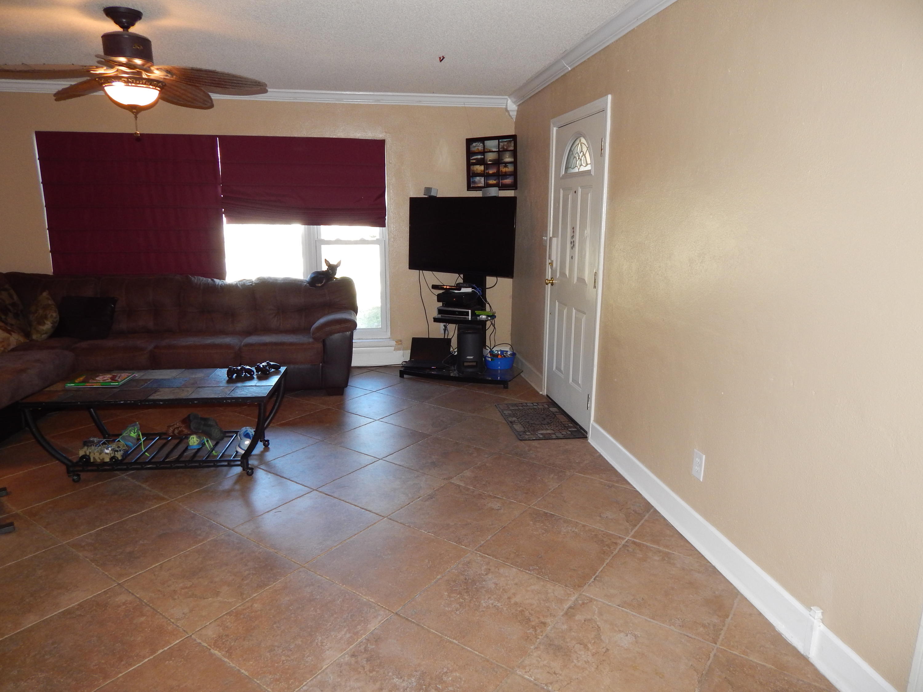 ELLIOTTS POINT 7TH ADDN - Residential