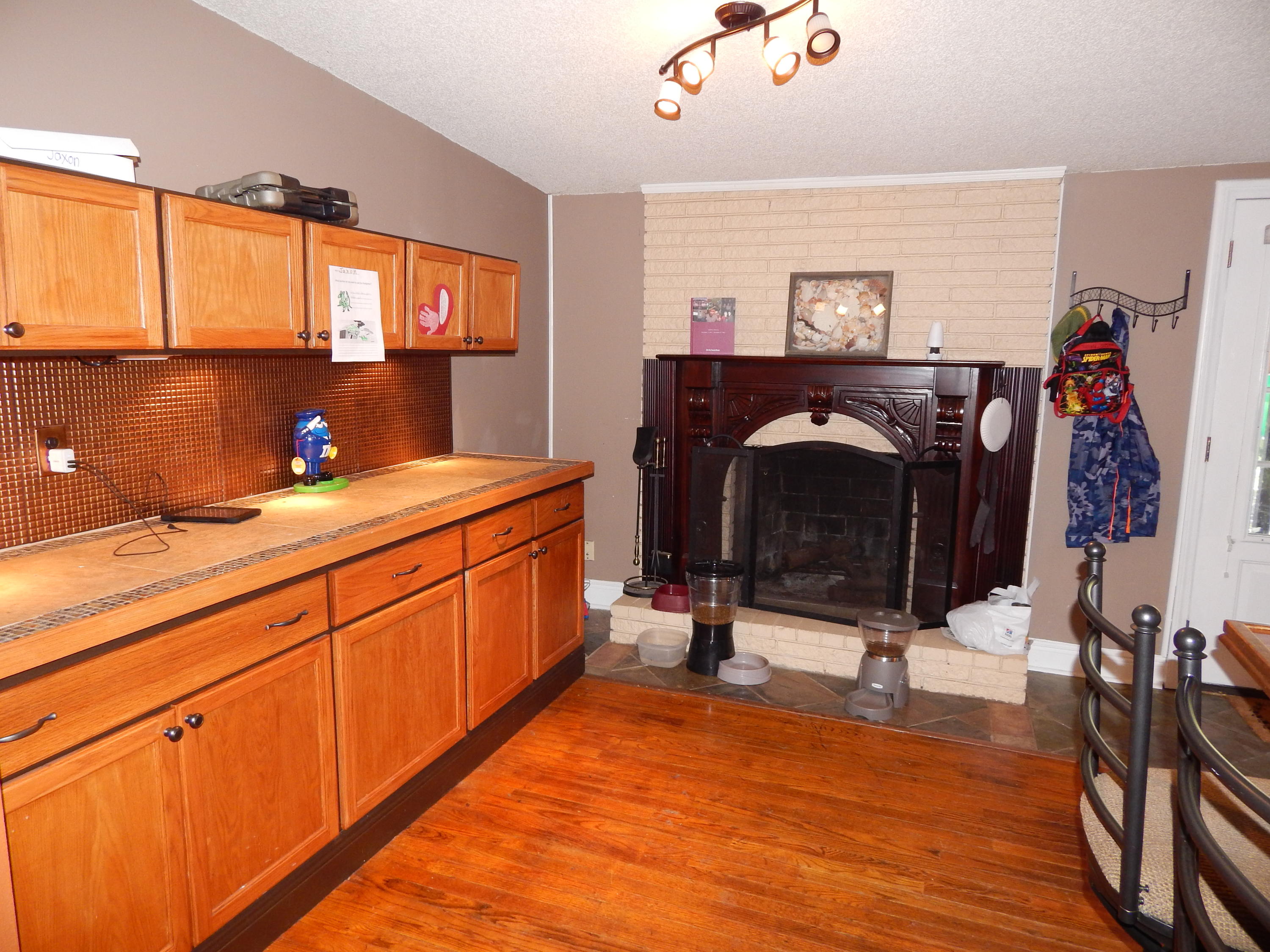 ELLIOTTS POINT 7TH ADDN - Residential