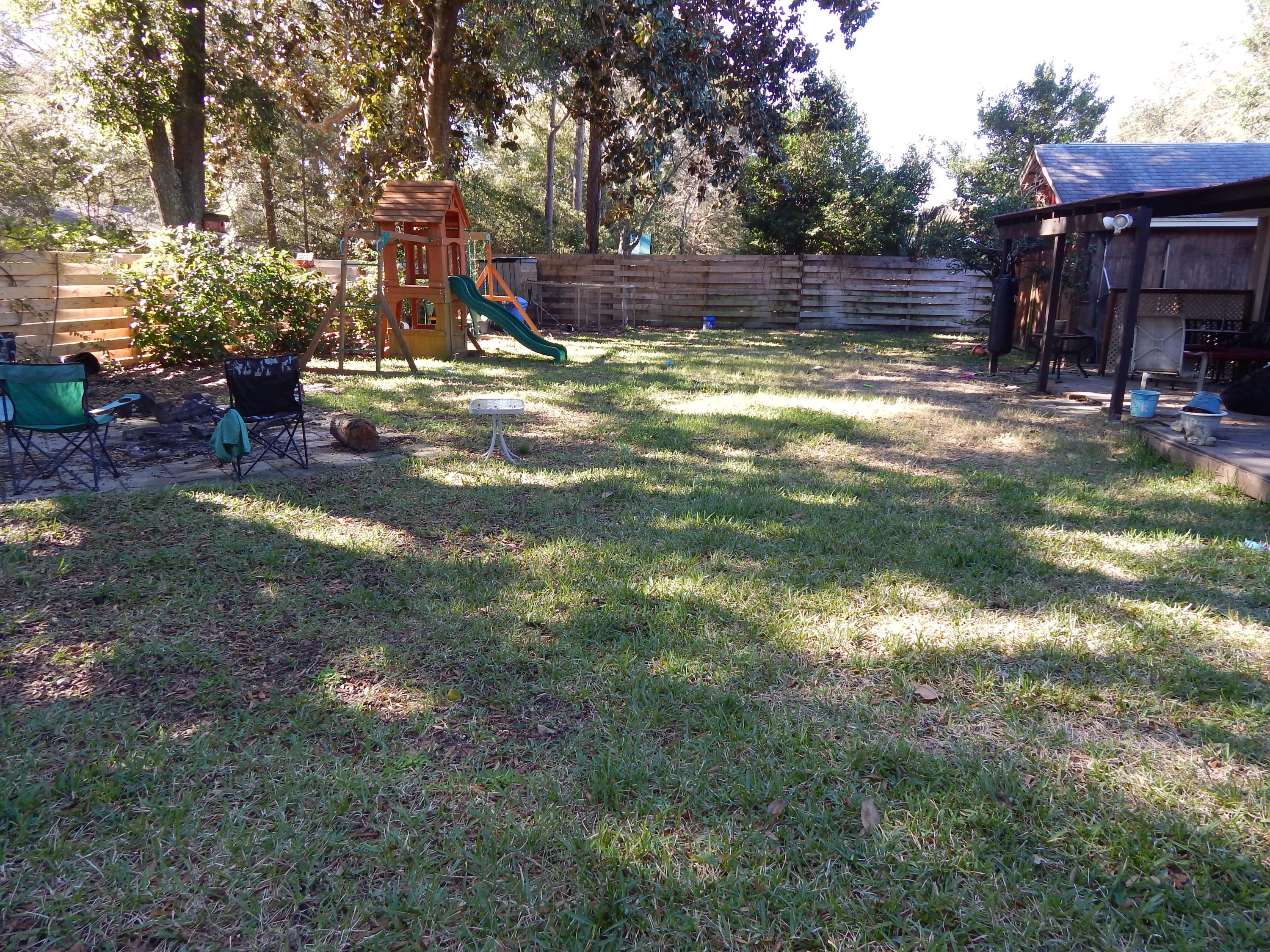 ELLIOTTS POINT 7TH ADDN - Residential