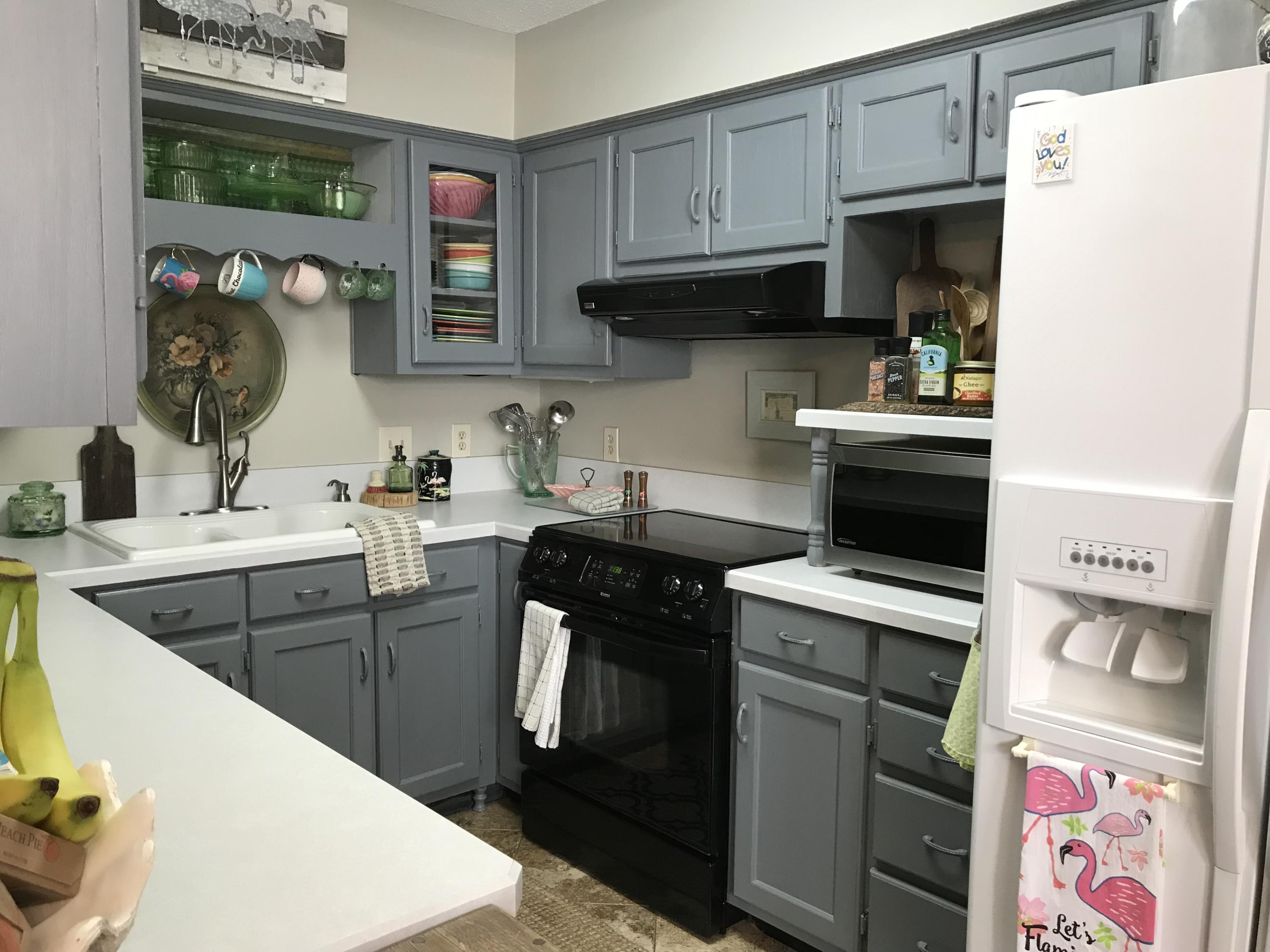 PINEWOOD ESTATES 2 - Residential