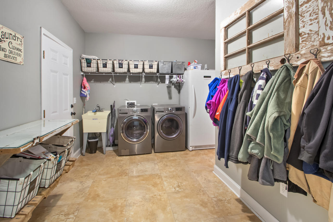 NONESUCH WAY - Residential