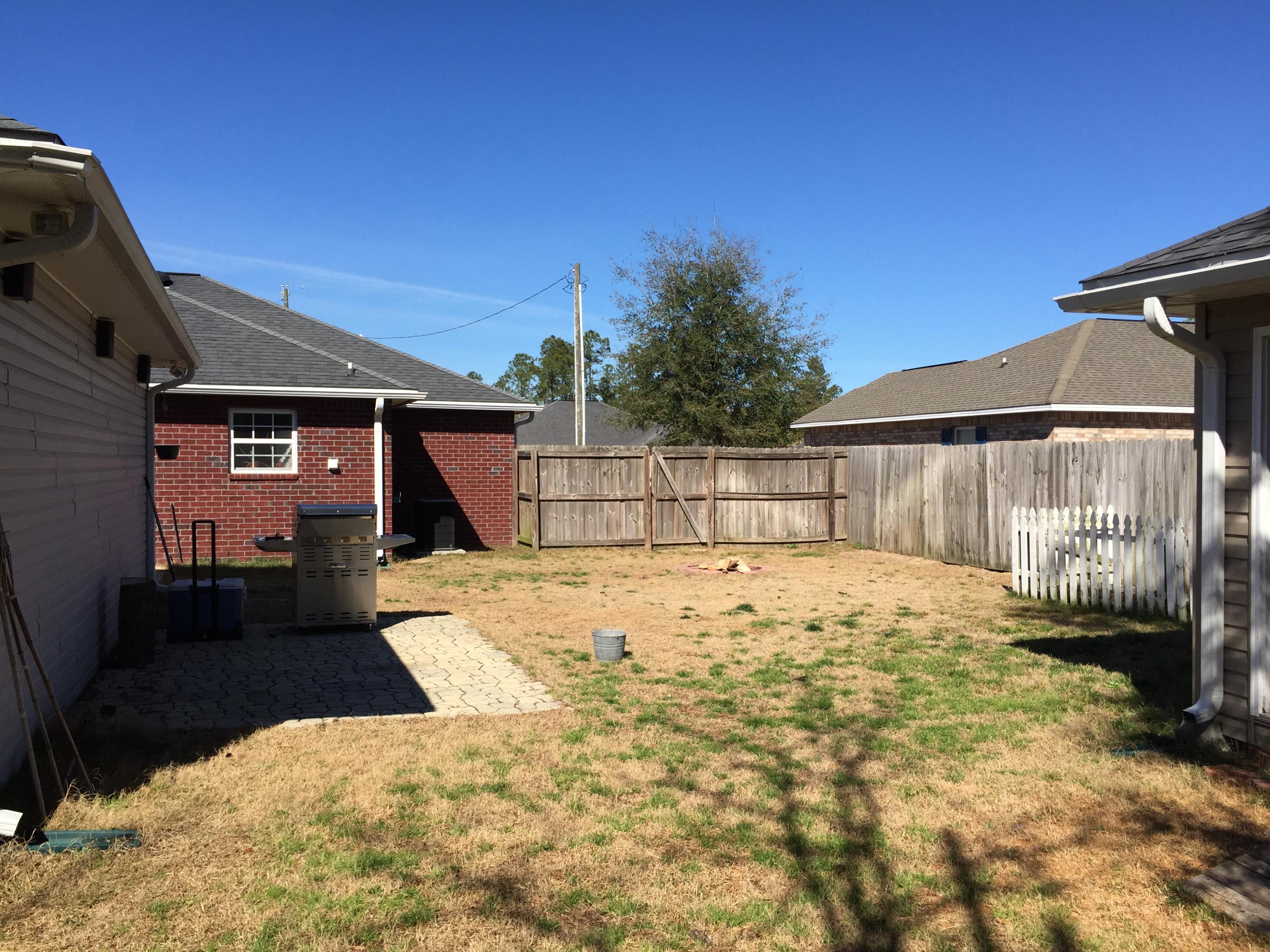 THE PINES - Residential