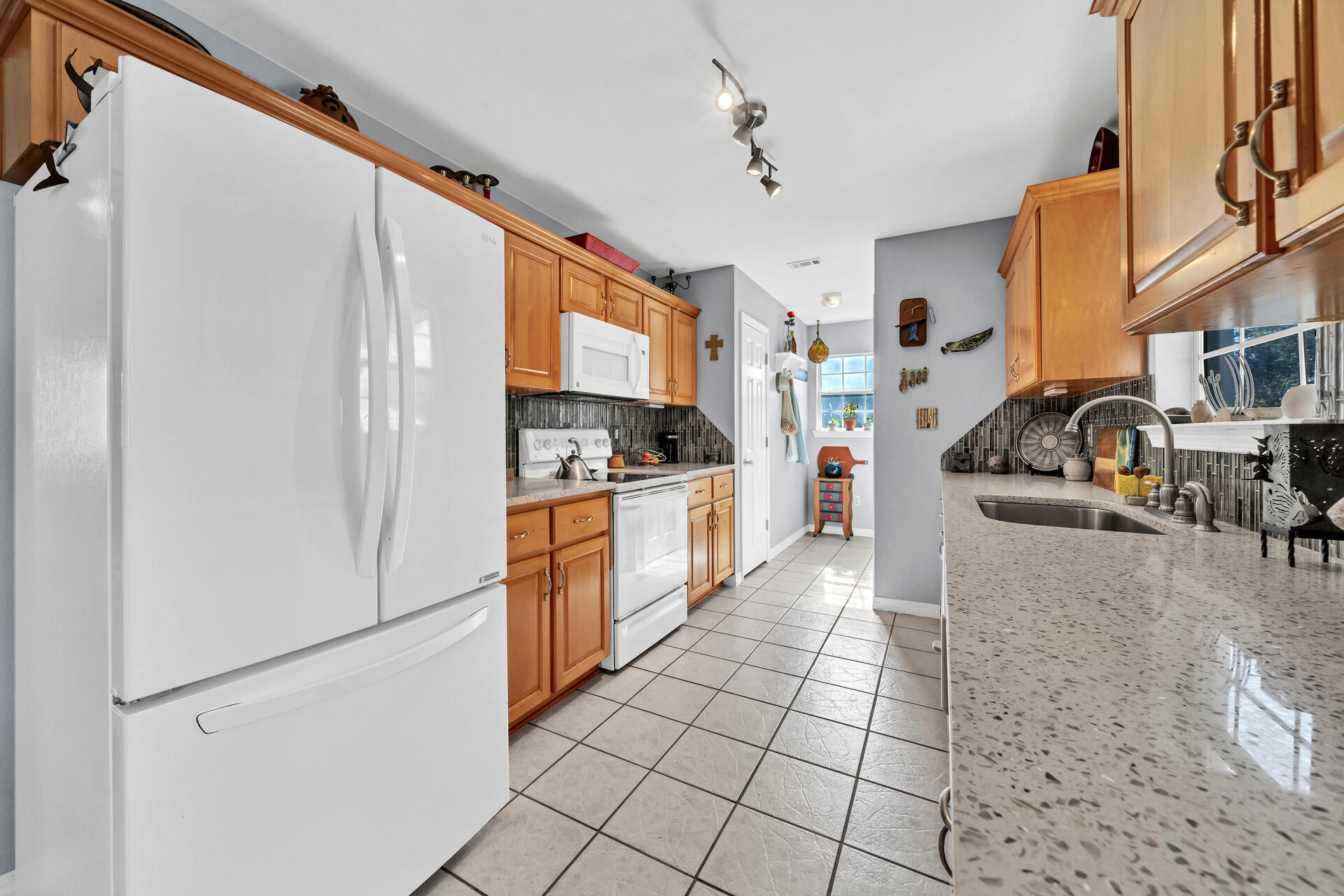 FREEPORT TOWN OF - Residential