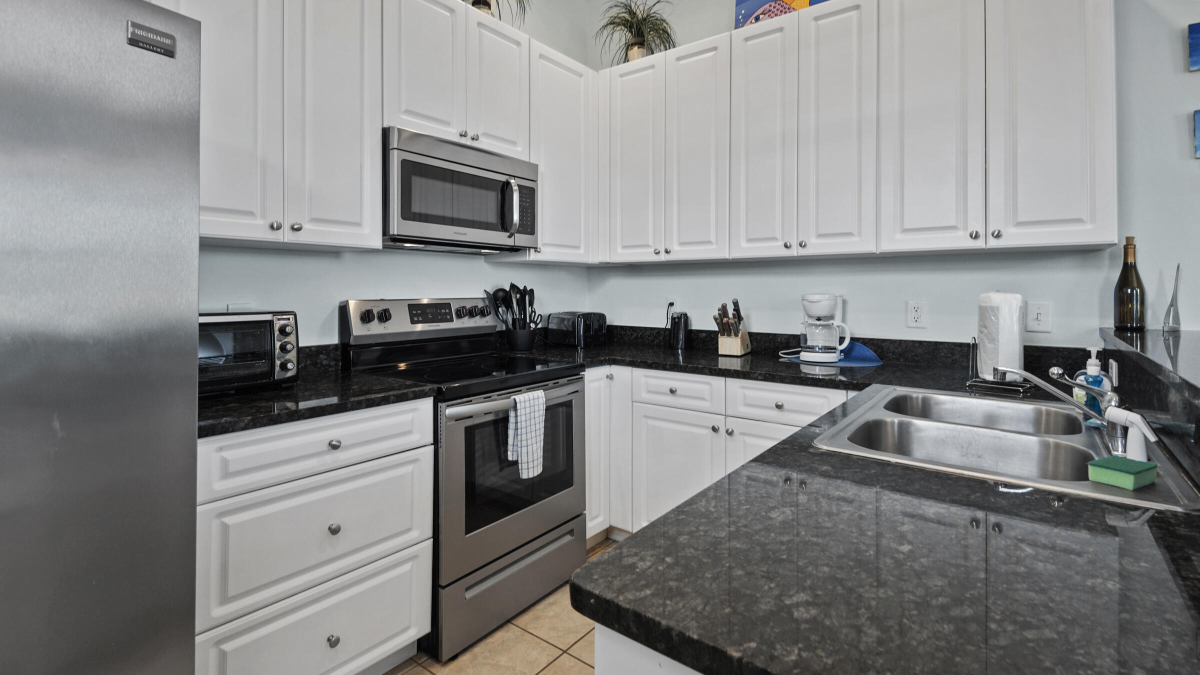 CASA DEL MAR - Residential