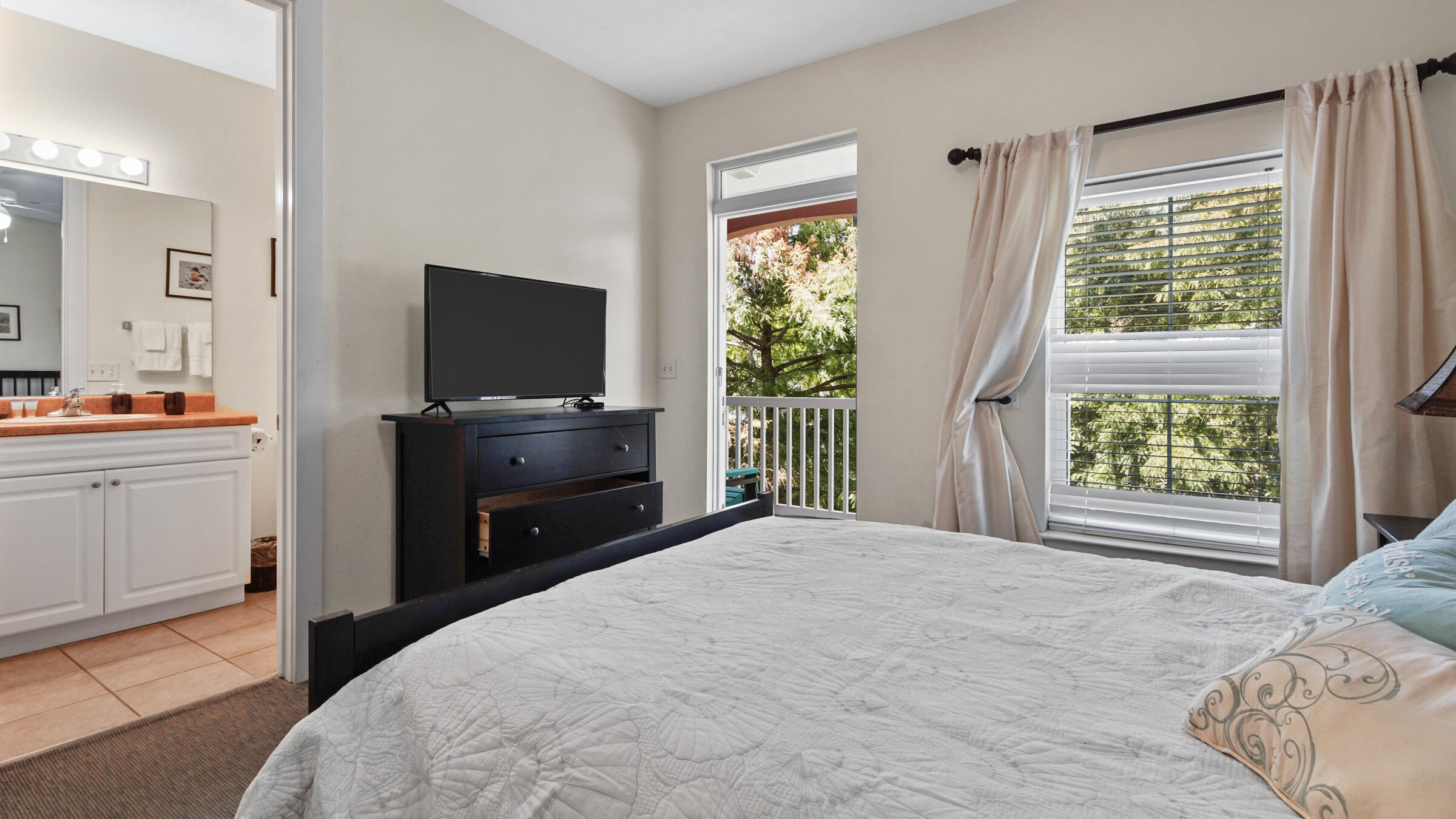 CASA DEL MAR - Residential