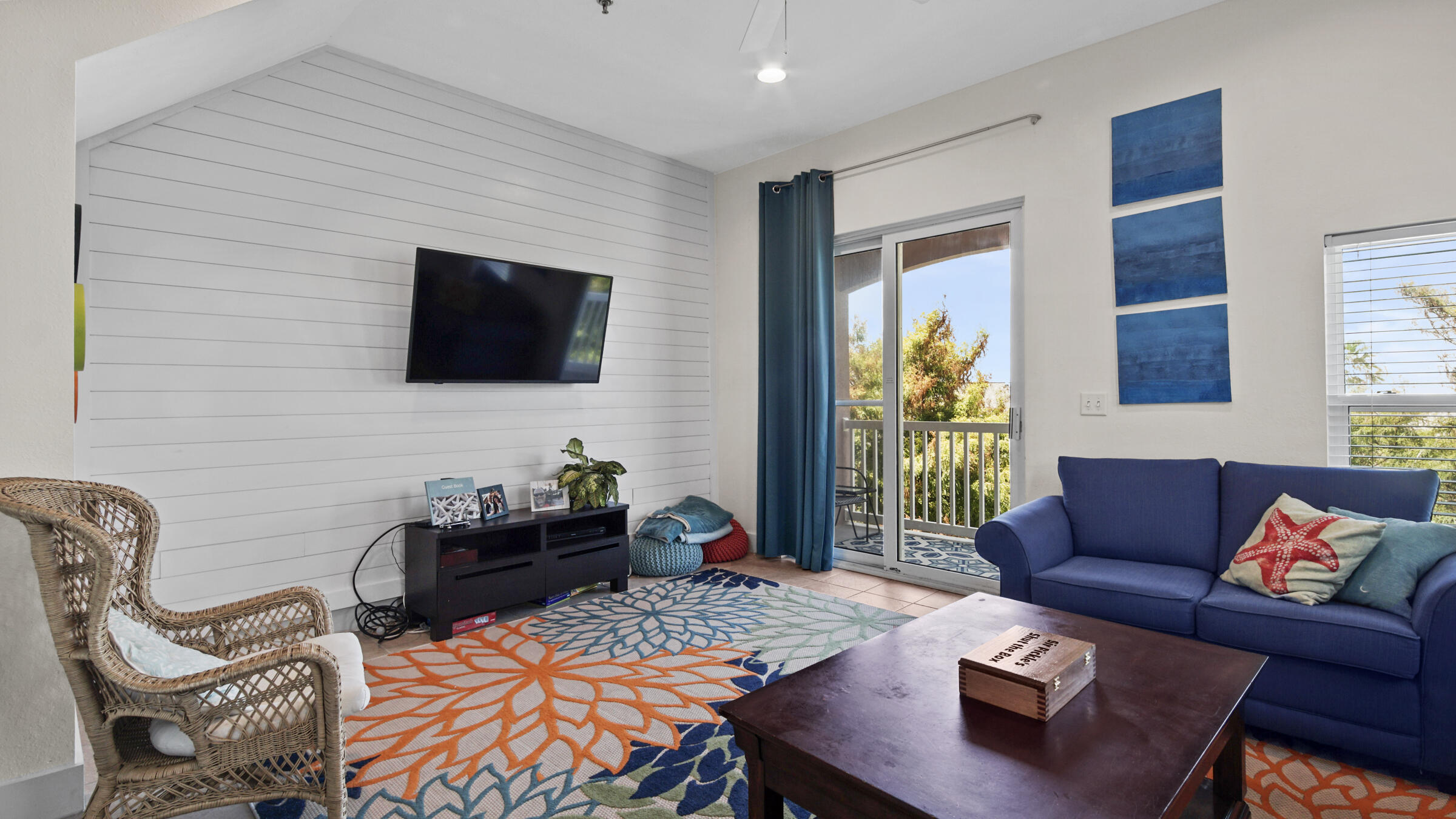 CASA DEL MAR - Residential