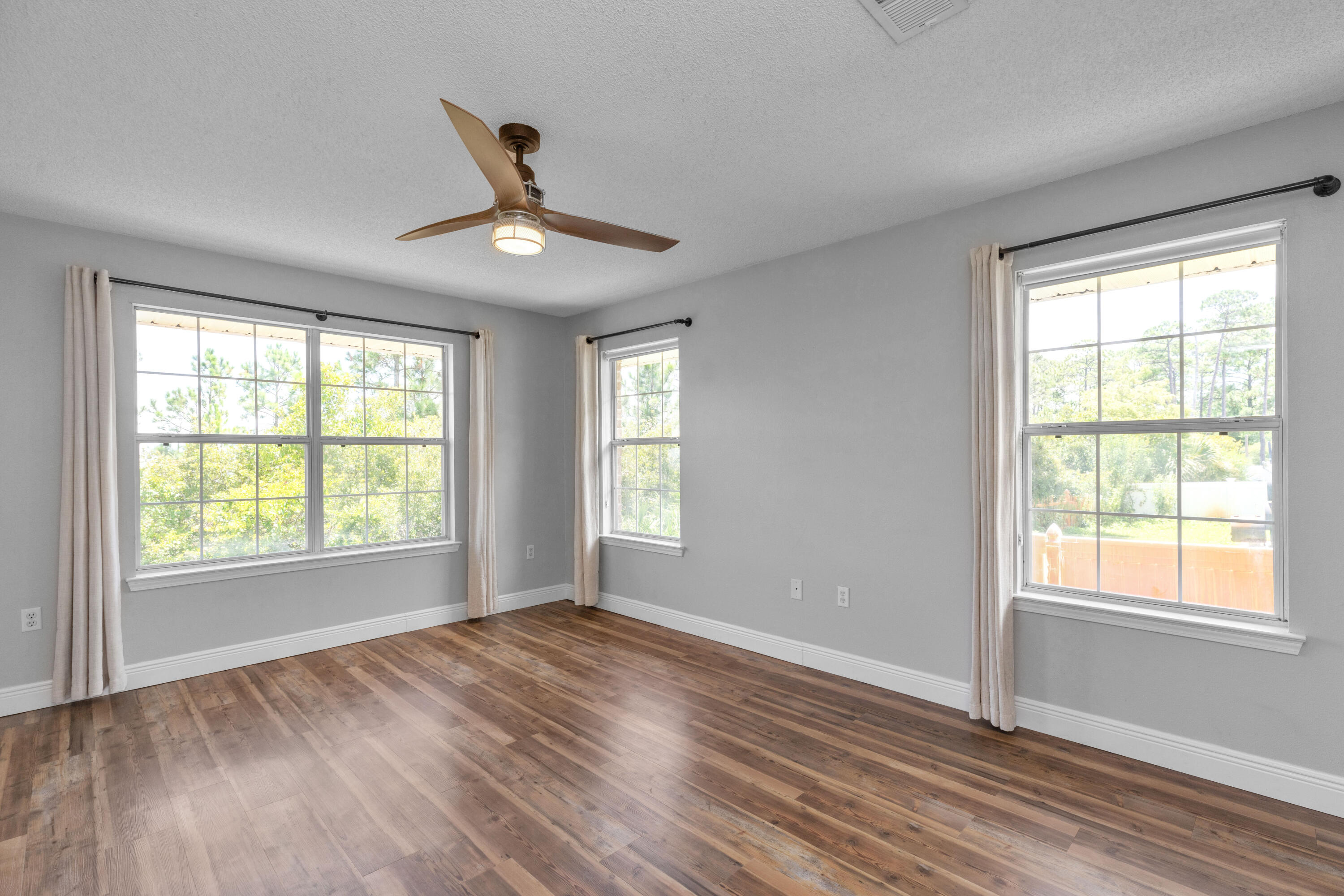 MARSH HARBOR - Residential