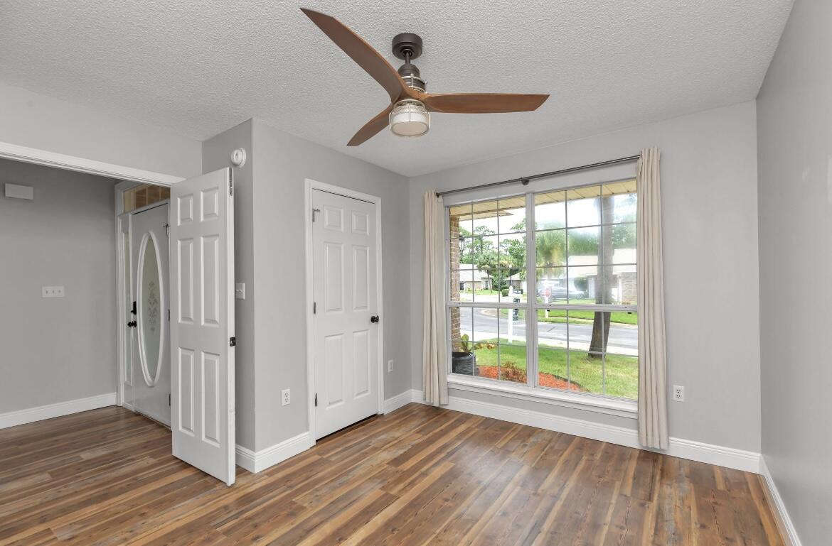 MARSH HARBOR - Residential