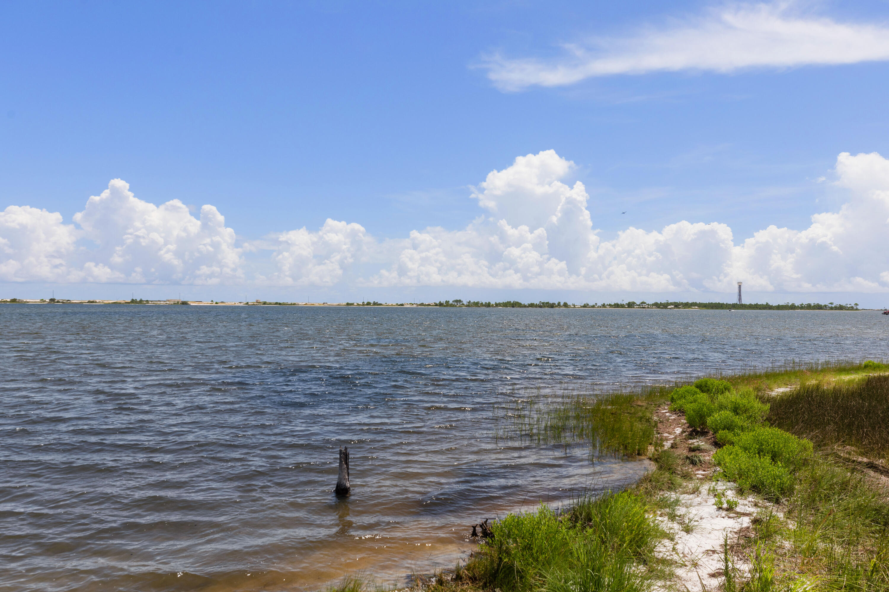 MARSH HARBOR - Residential