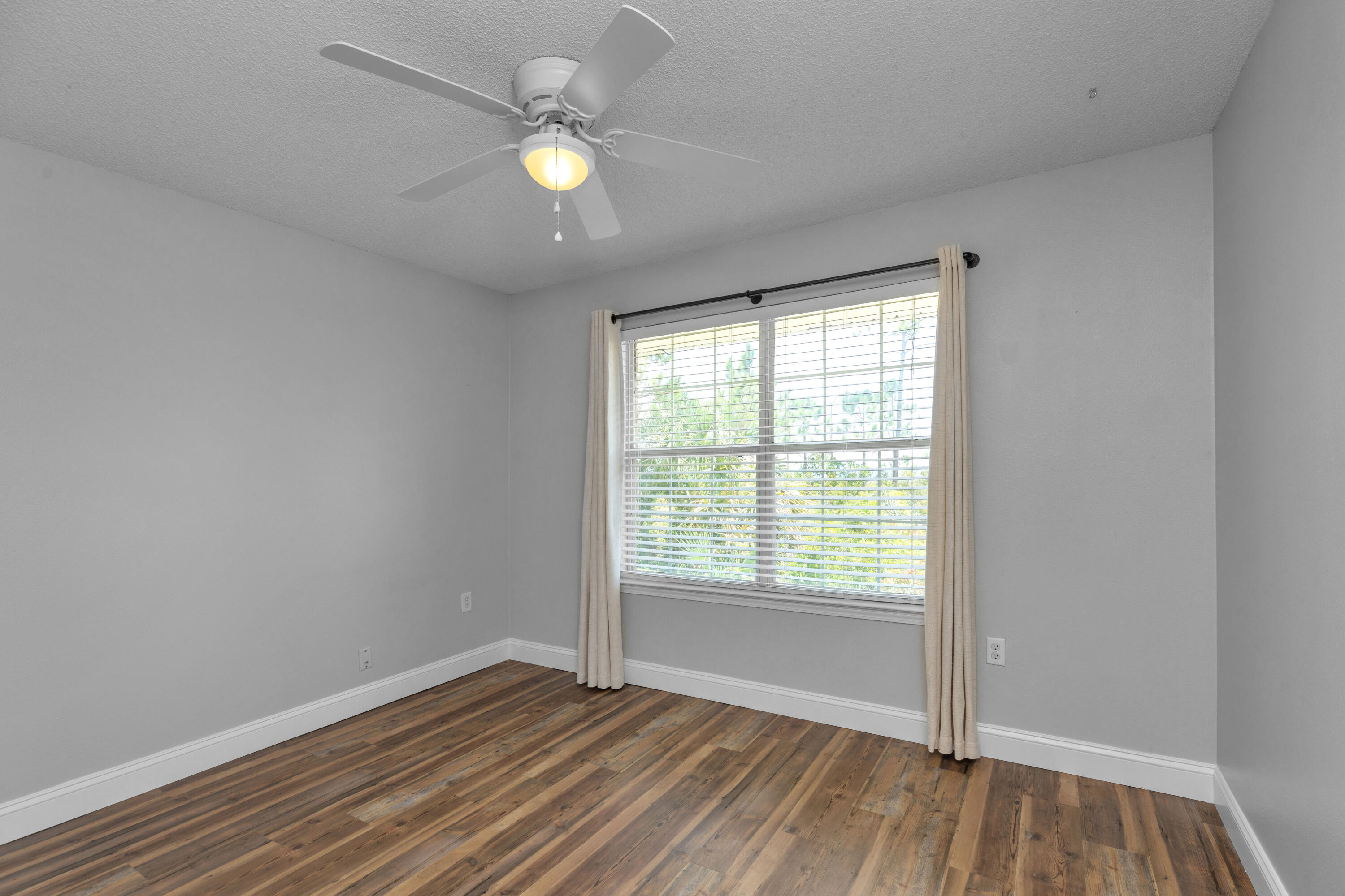 MARSH HARBOR - Residential