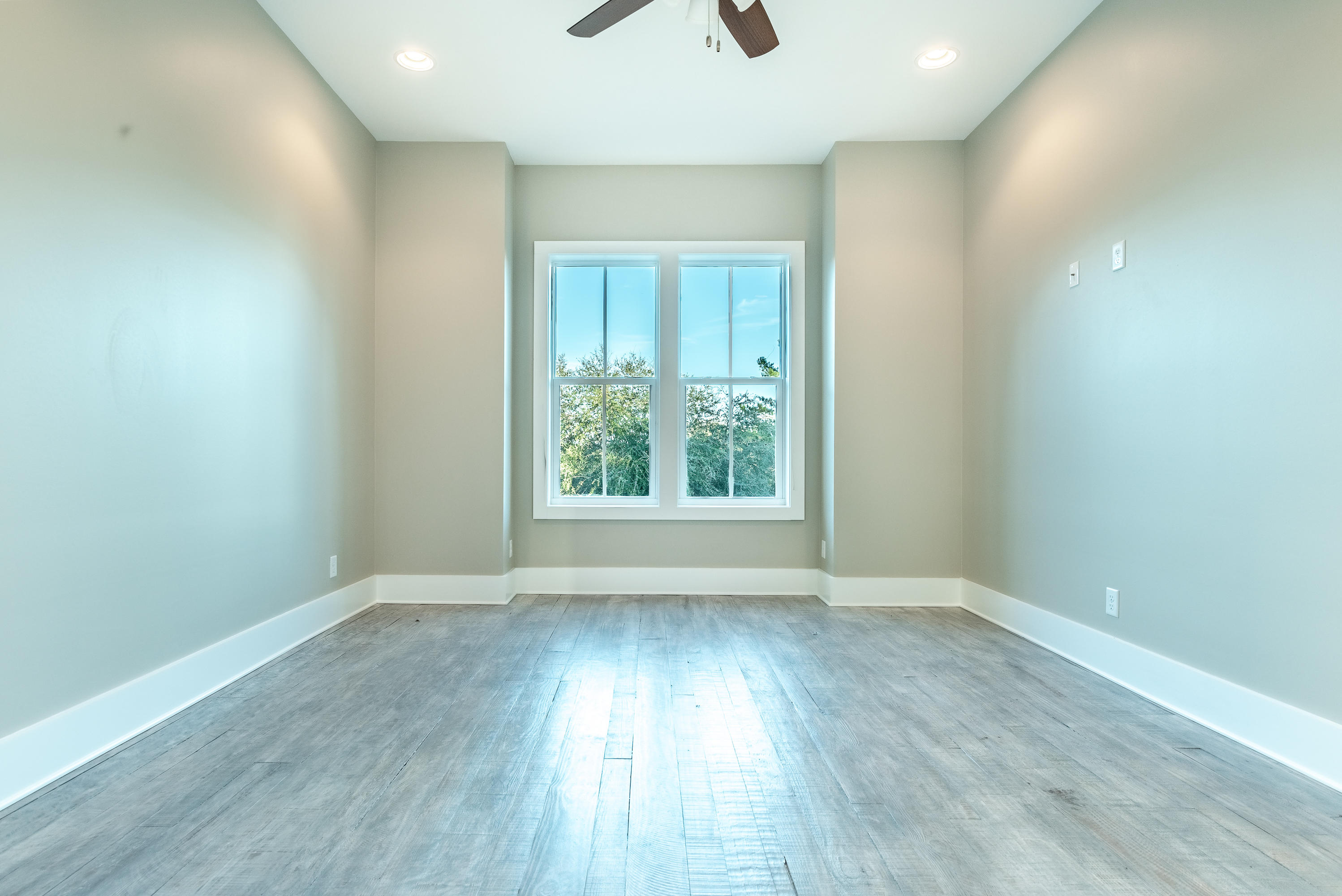 POMPANO PLACE - Residential