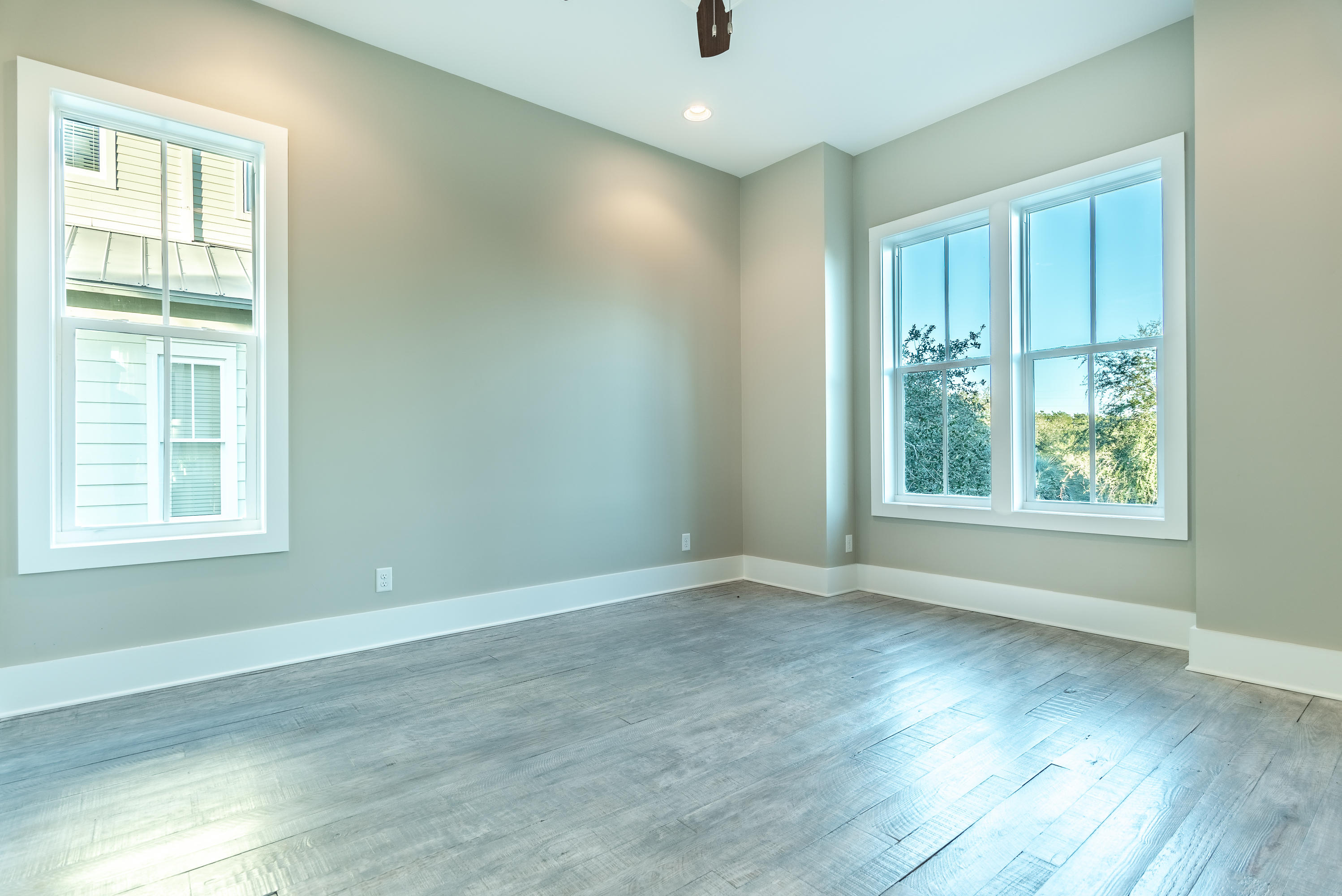 POMPANO PLACE - Residential