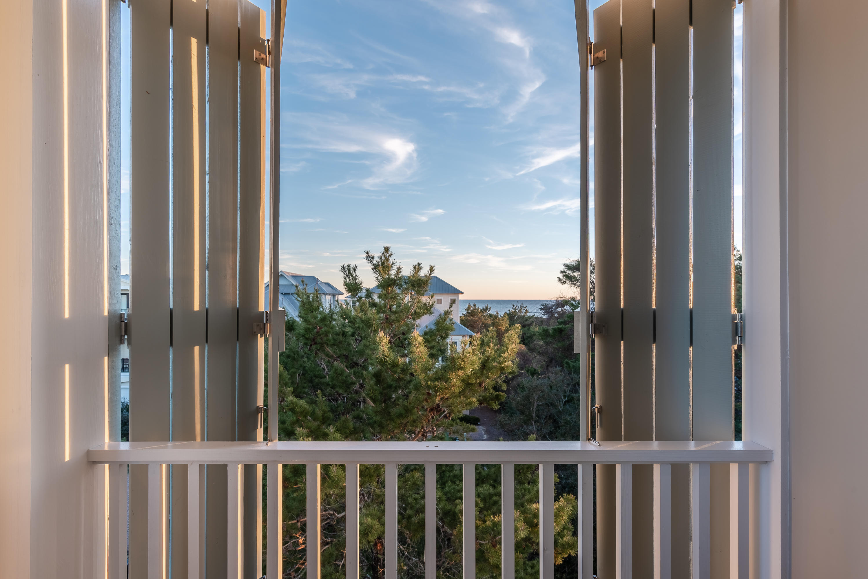 POMPANO PLACE - Residential