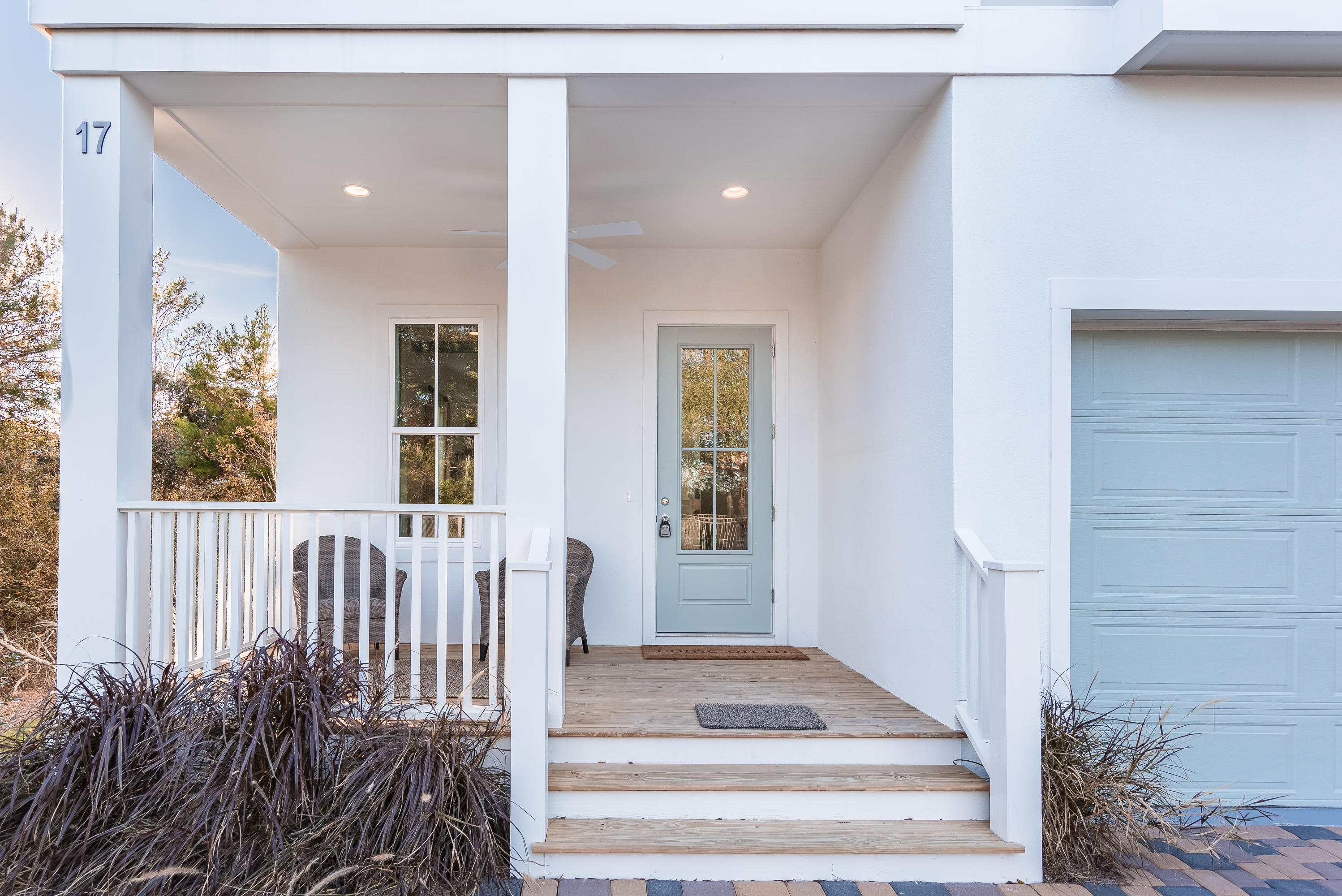 POMPANO PLACE - Residential