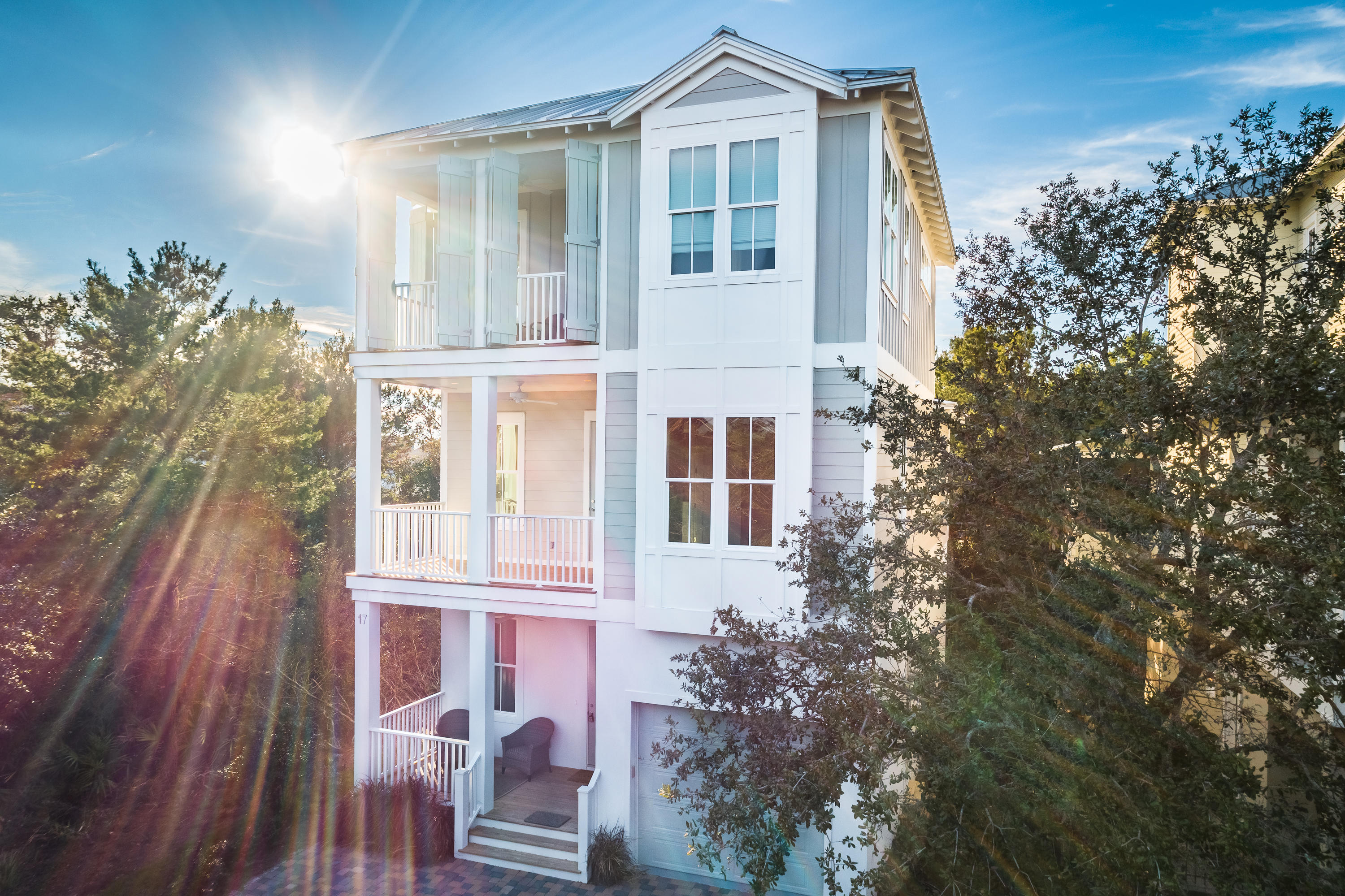 POMPANO PLACE - Residential