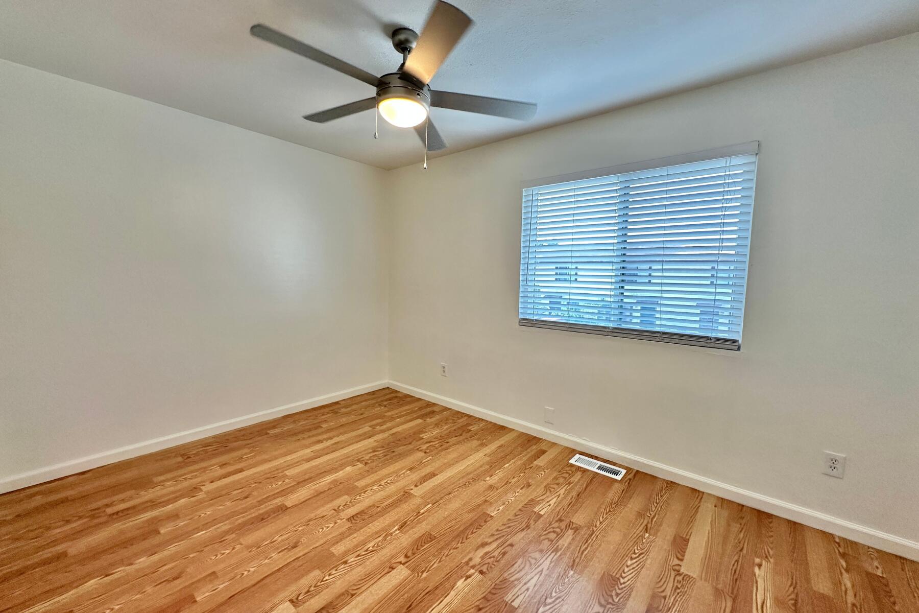 INDIAN HILLS - Residential Lease