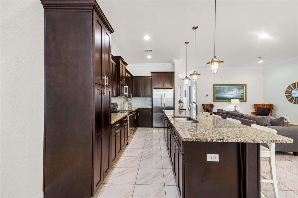 MIRAMAR BEACH VILLAS - Residential