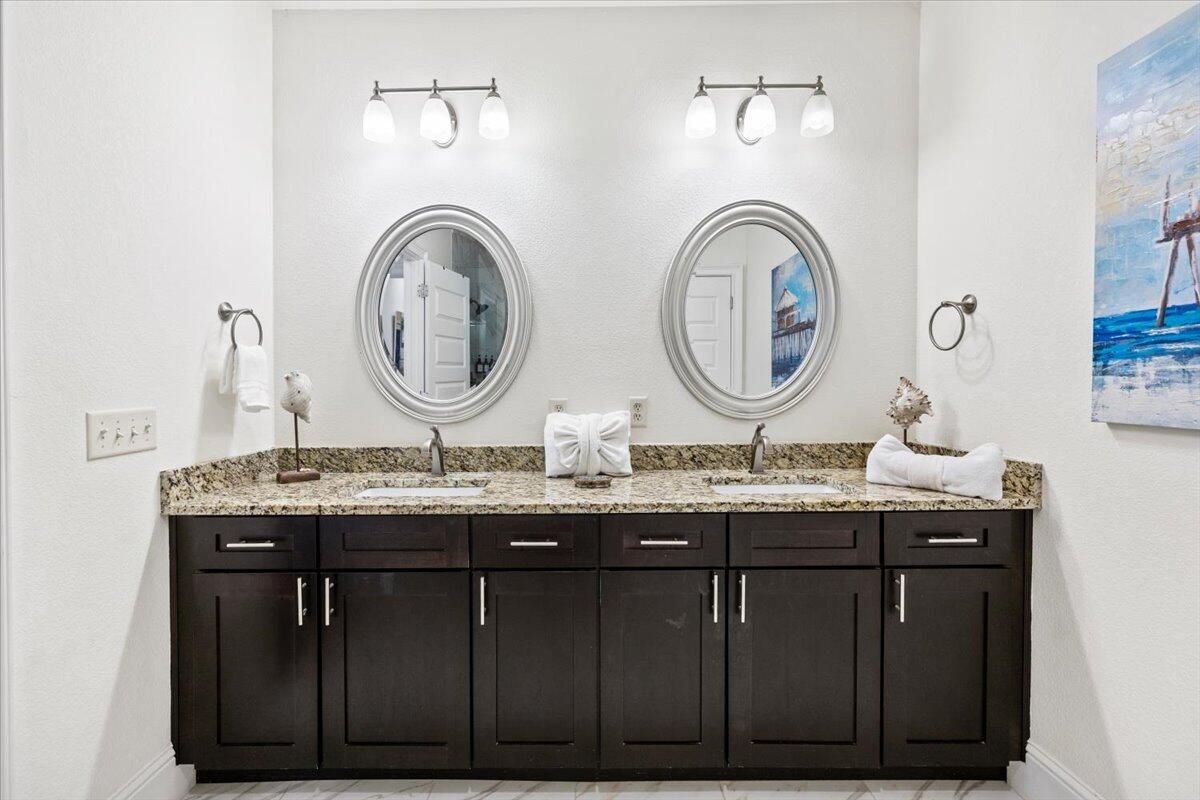 MIRAMAR BEACH VILLAS - Residential