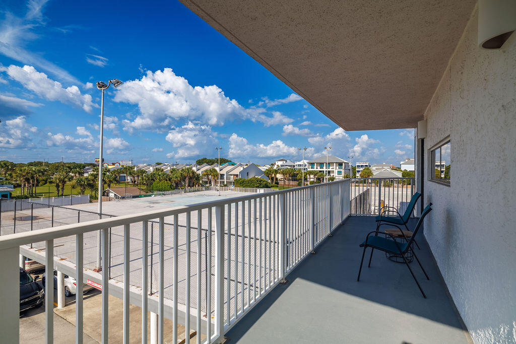 MAINSAIL CONDO PH 4 - Residential