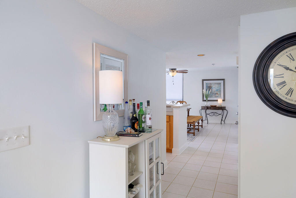 MAINSAIL CONDO PH 4 - Residential