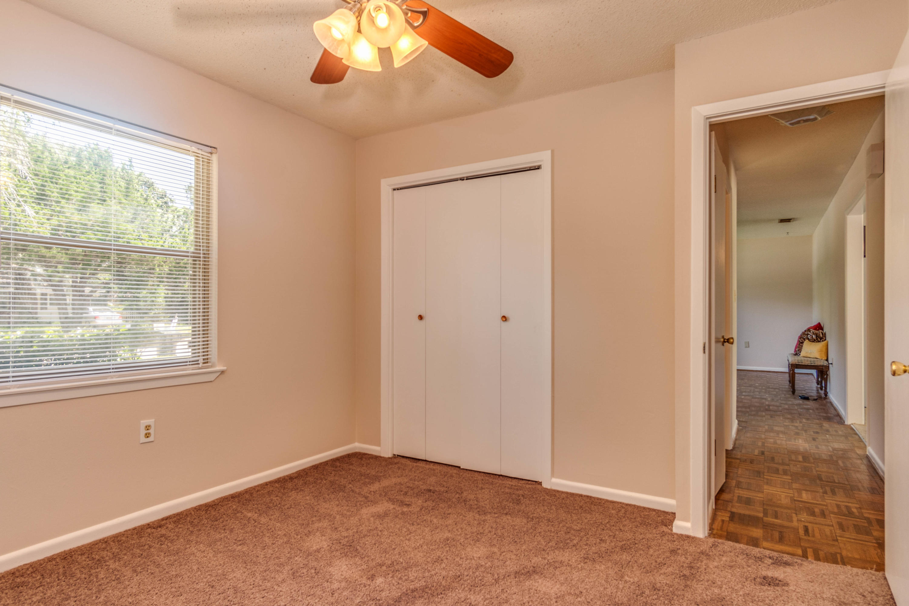 OAKLAND HEIGHTS - Residential