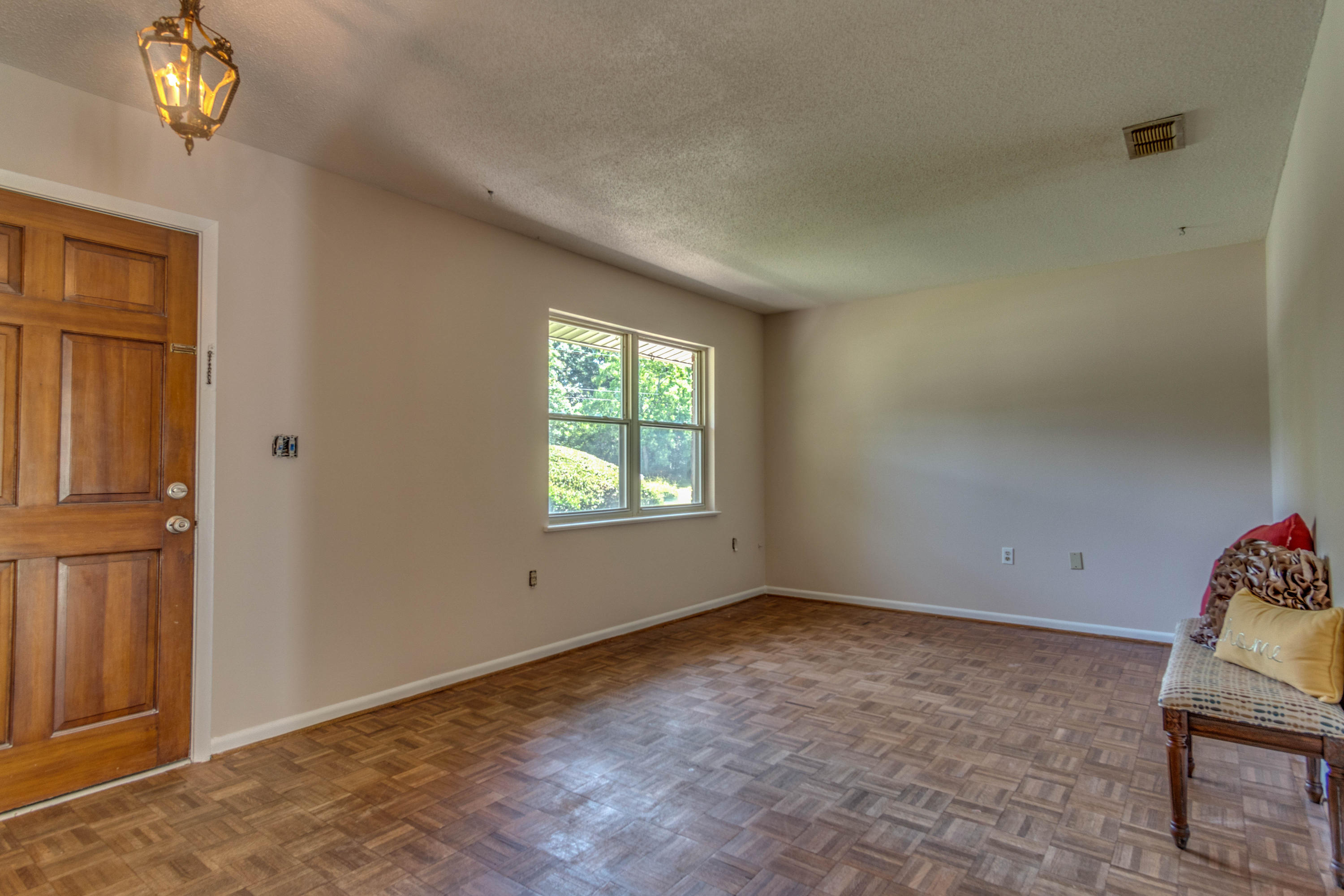 OAKLAND HEIGHTS - Residential