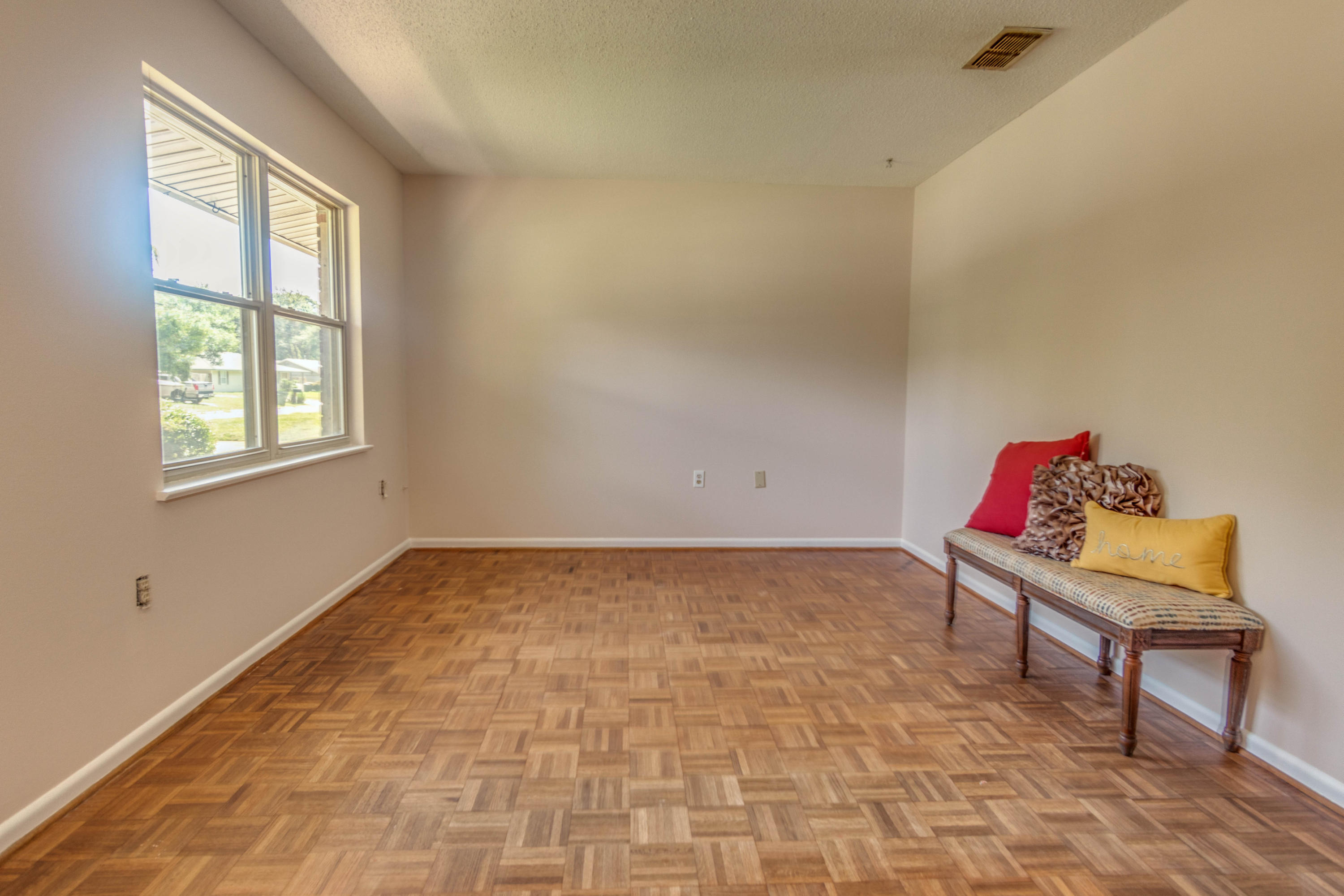 OAKLAND HEIGHTS - Residential