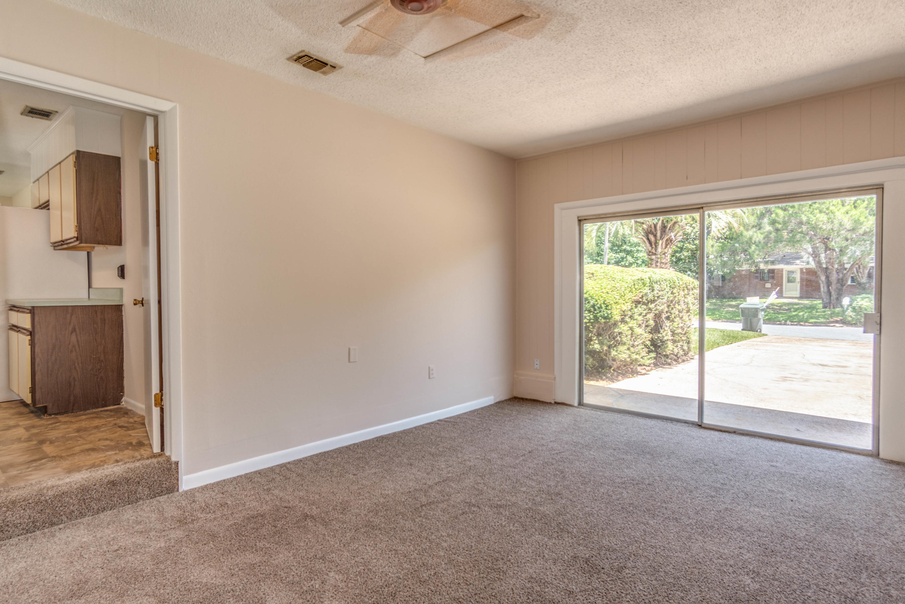 OAKLAND HEIGHTS - Residential