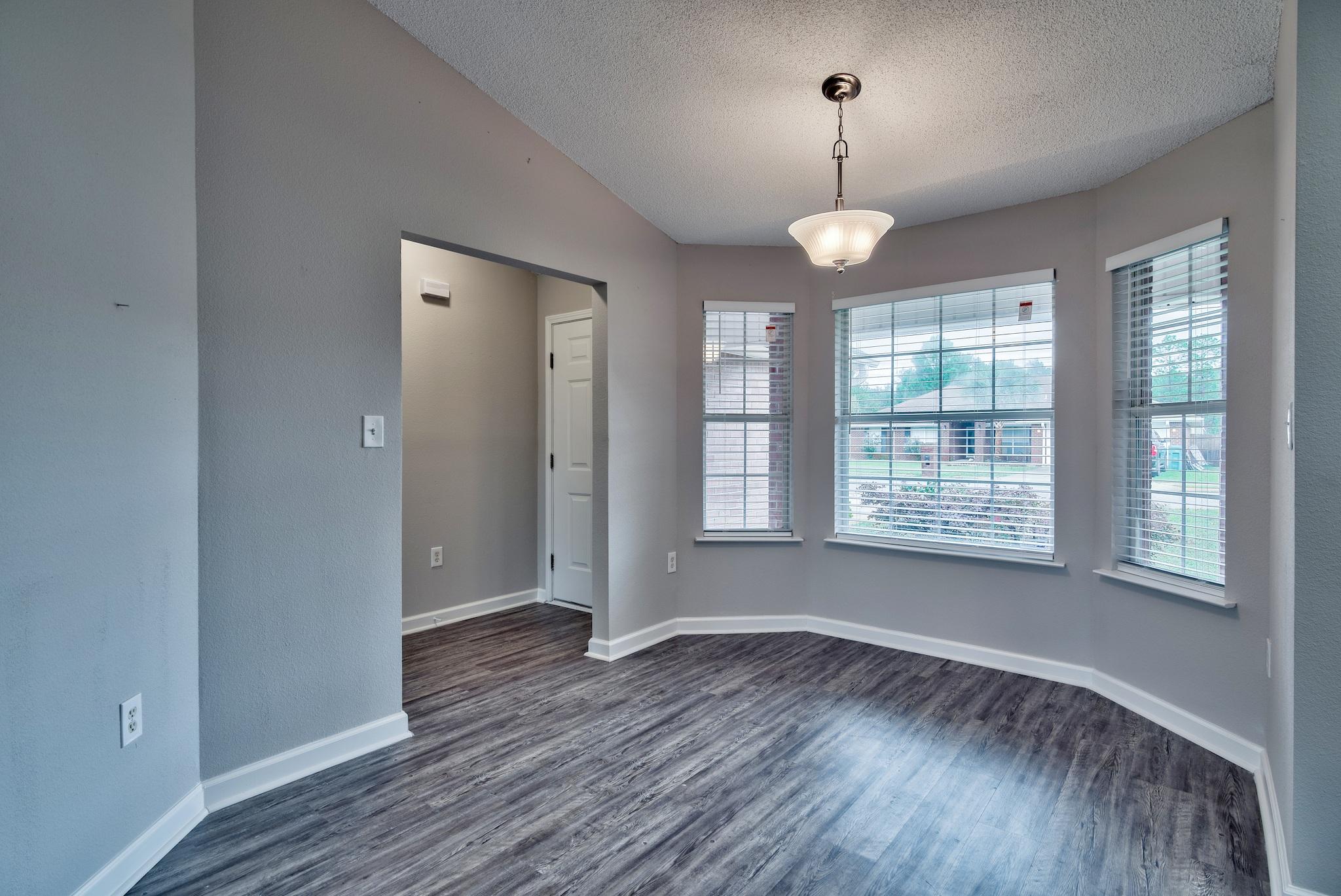 HAMPTON RIDGE ESTATES - Residential