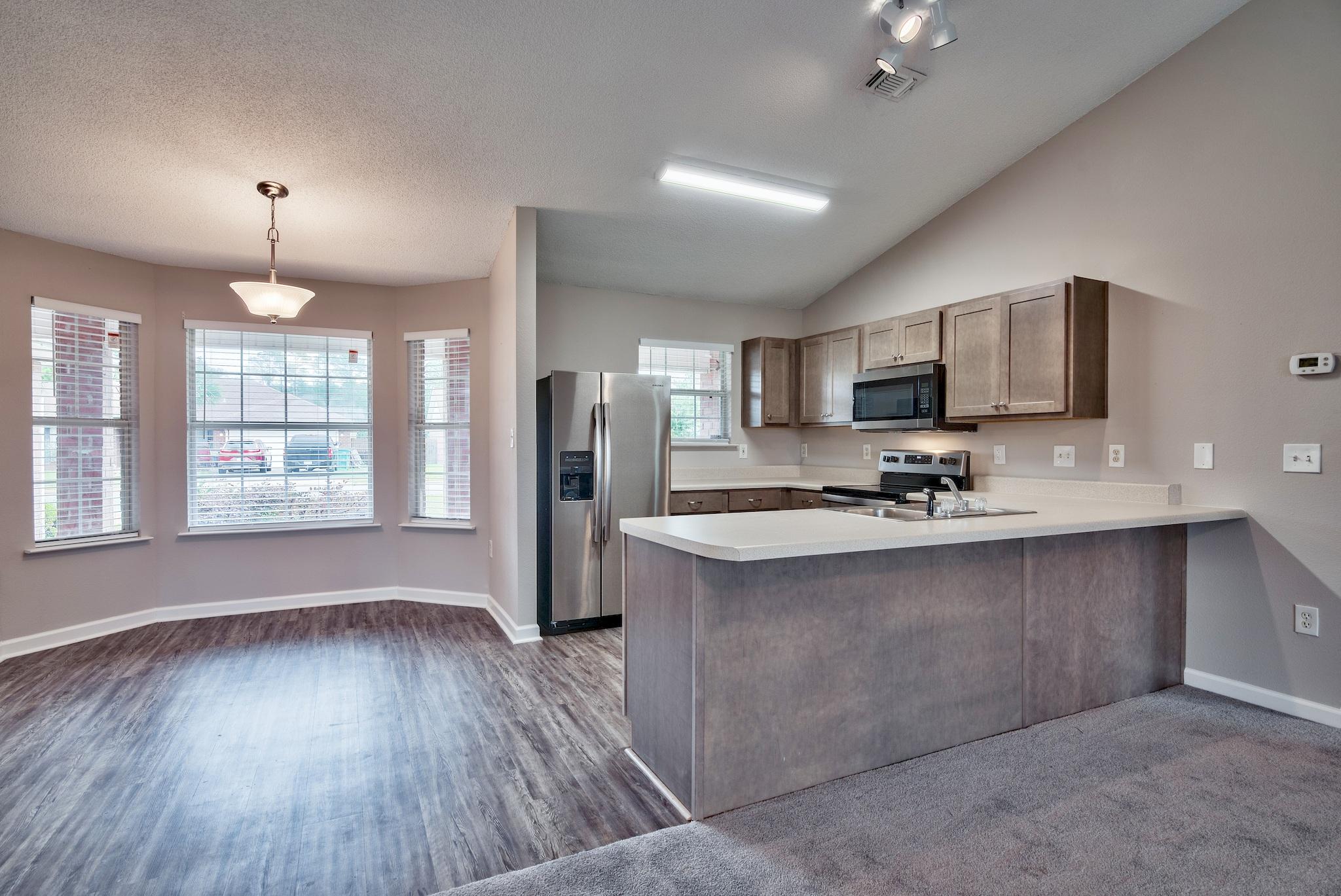 HAMPTON RIDGE ESTATES - Residential