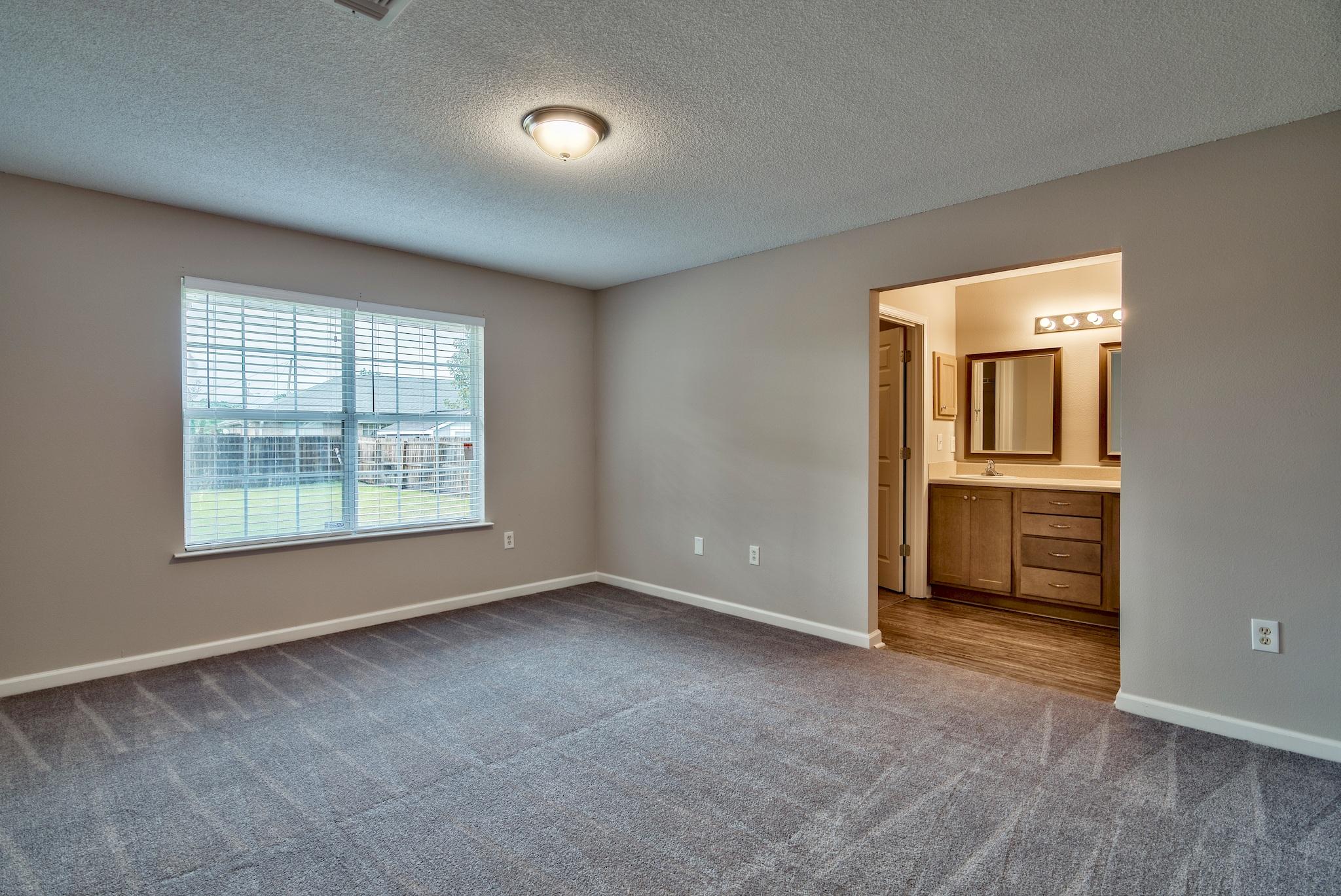 HAMPTON RIDGE ESTATES - Residential