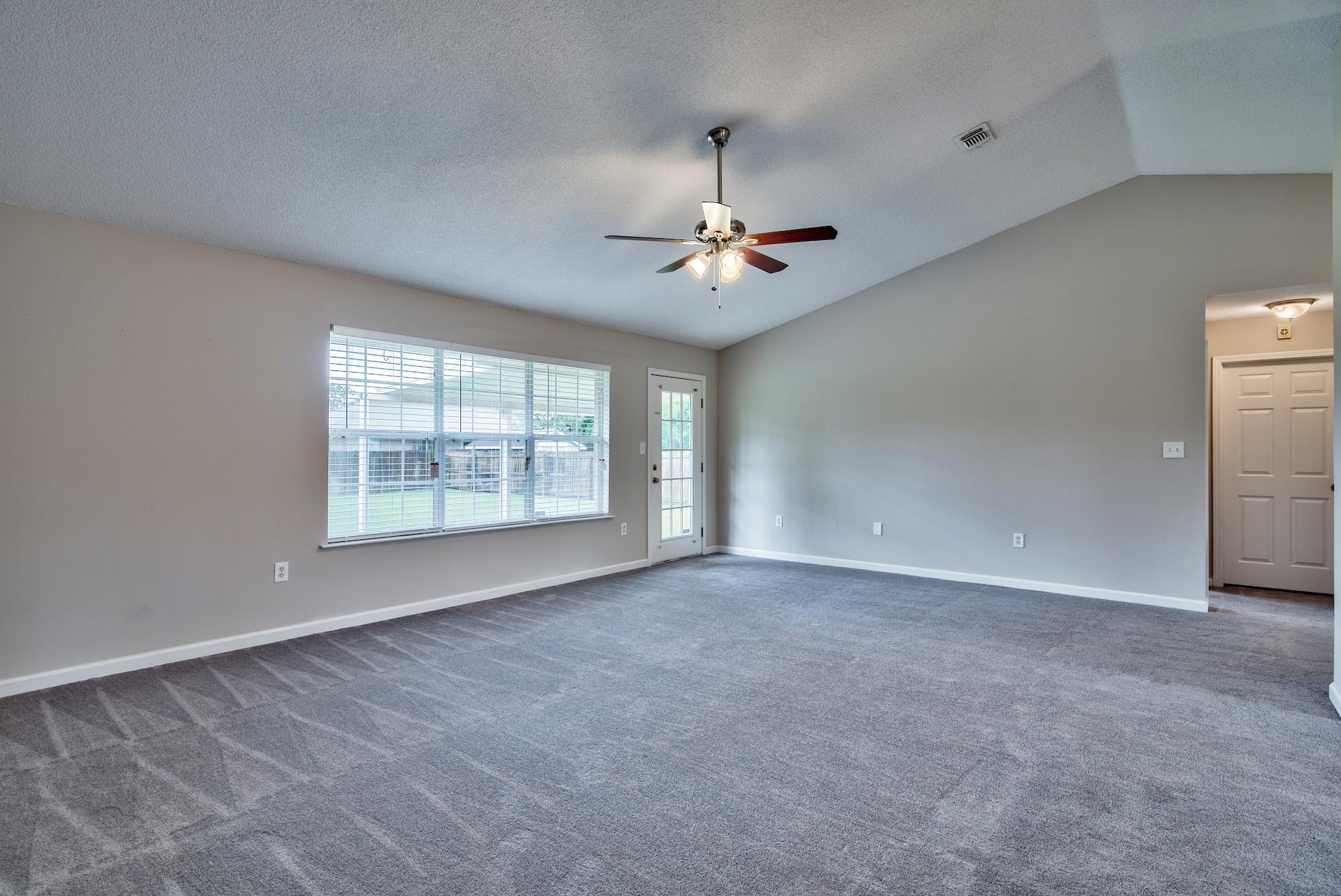 HAMPTON RIDGE ESTATES - Residential