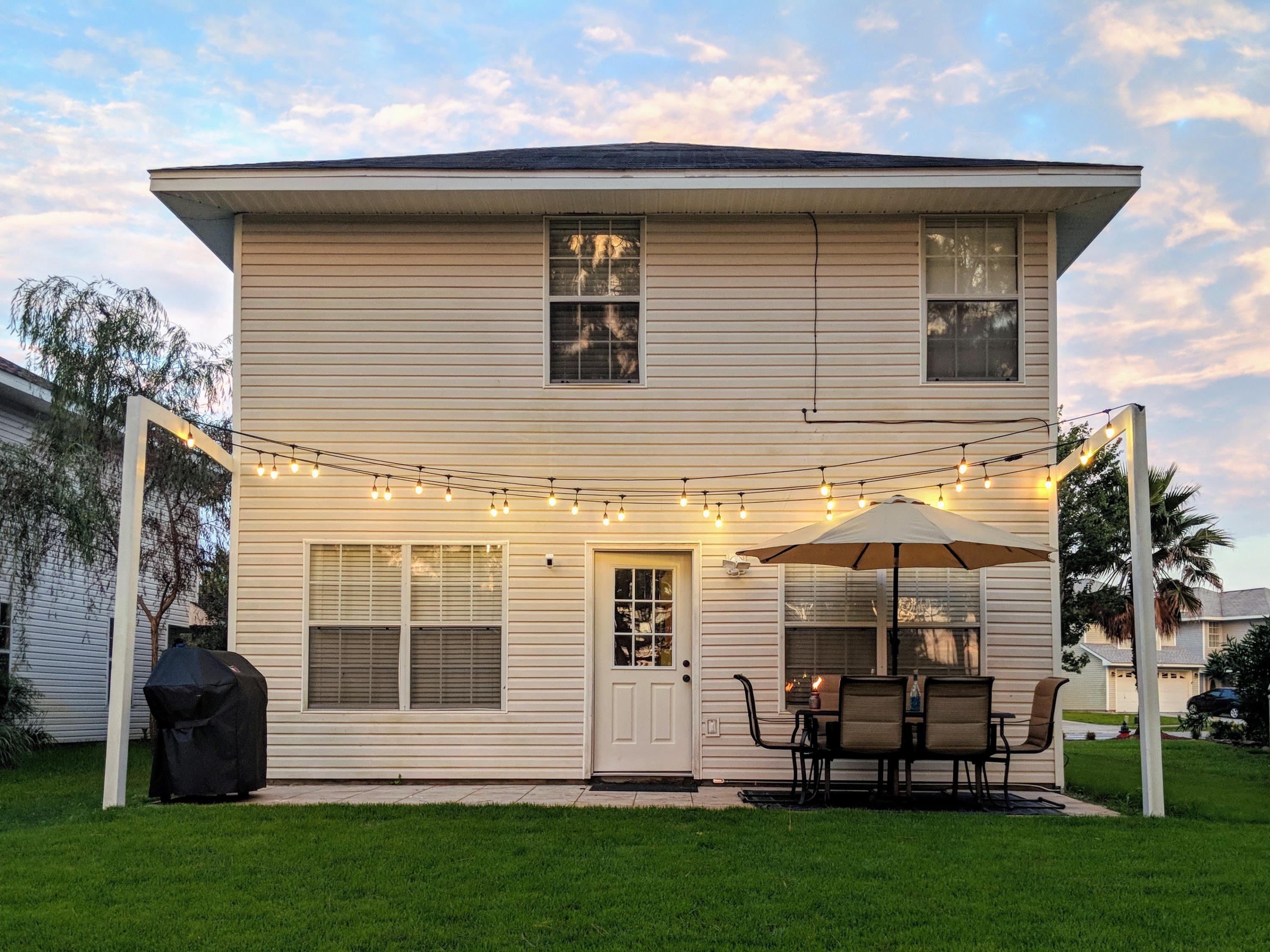 TWIN LAKES ESTATES - Residential Lease