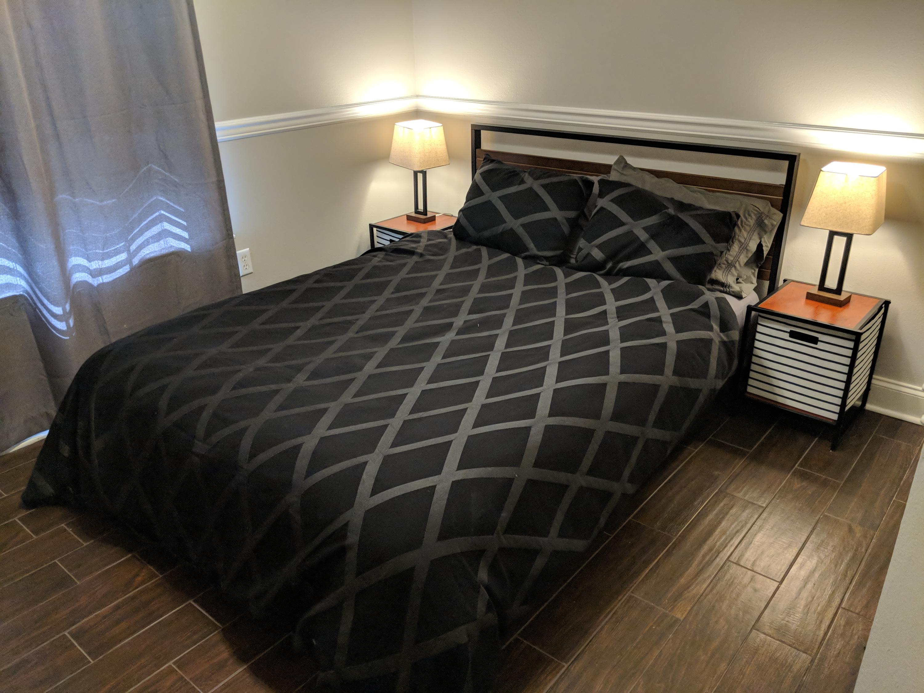 TWIN LAKES ESTATES - Residential Lease