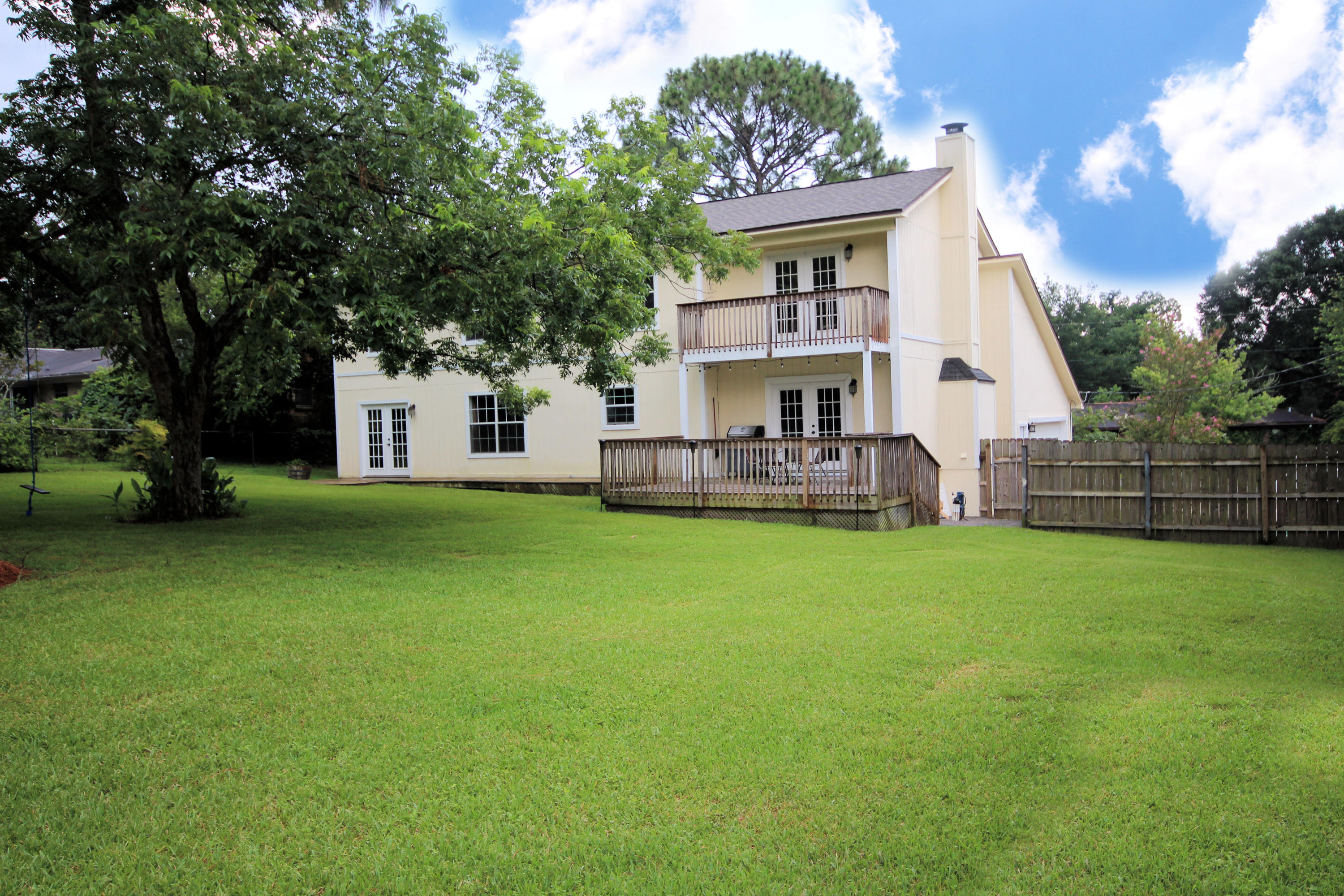 Poquito Bayou - Residential