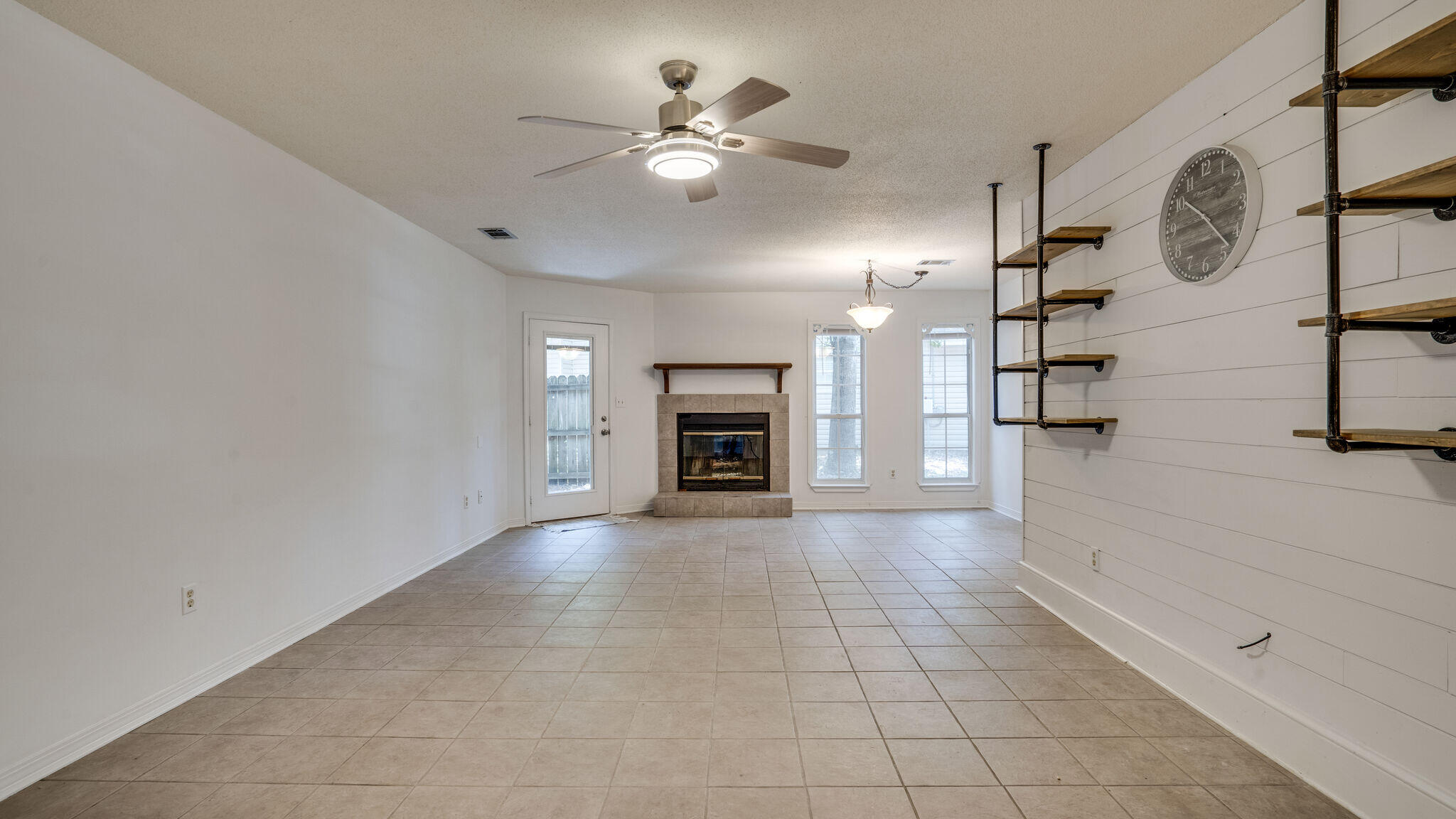 MAGNOLIA CREEK PHASE 1 - Residential