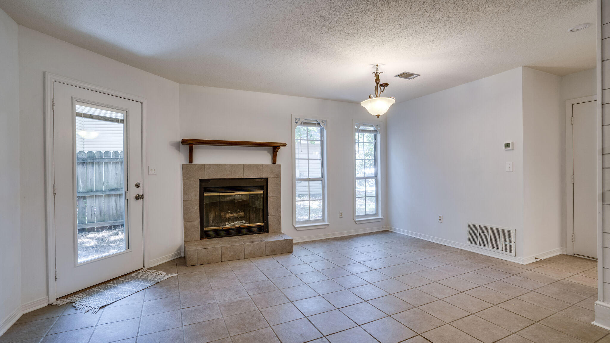 MAGNOLIA CREEK PHASE 1 - Residential
