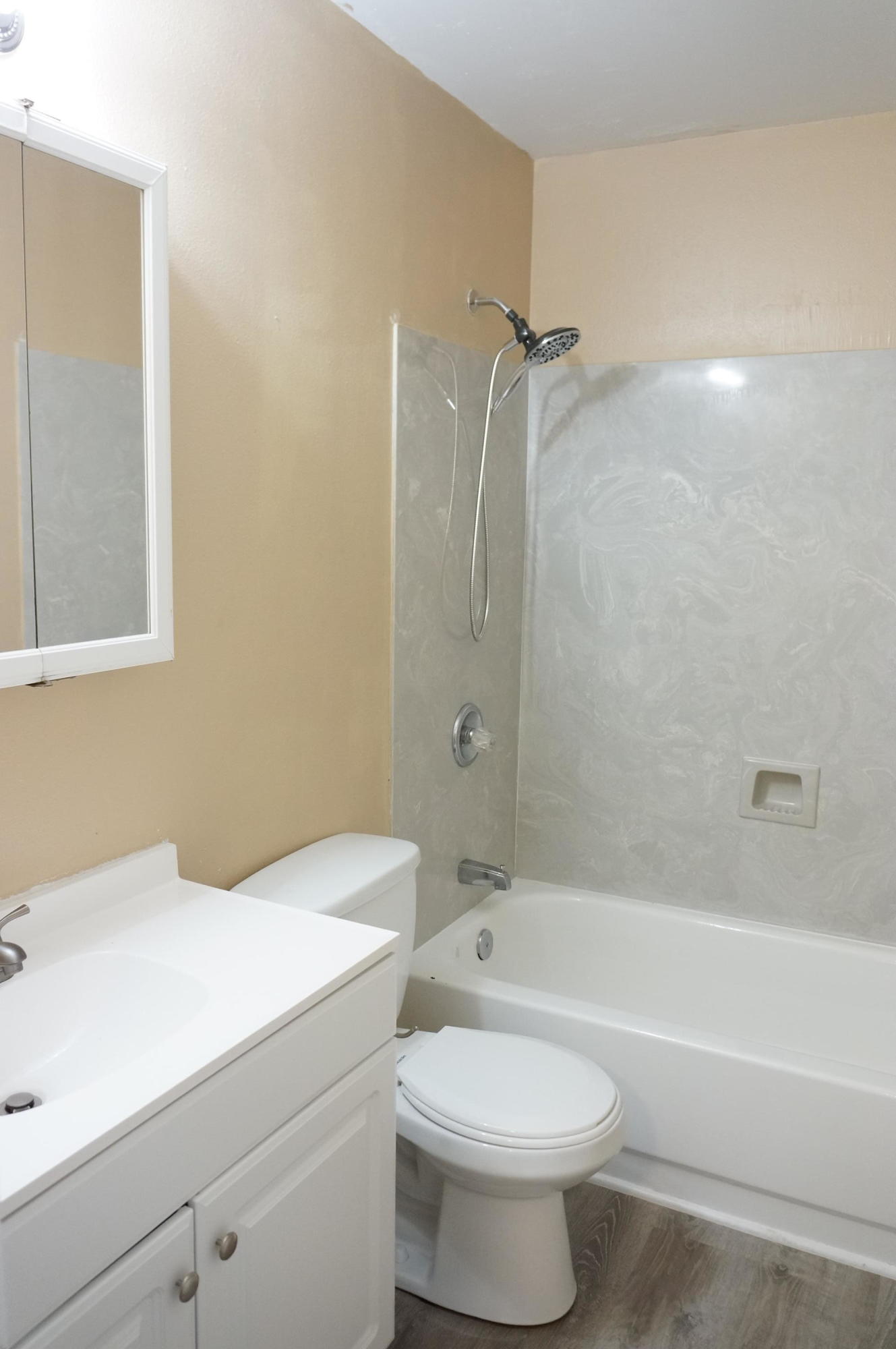 COUNTRYVIEW EST 3RD ADD - Residential