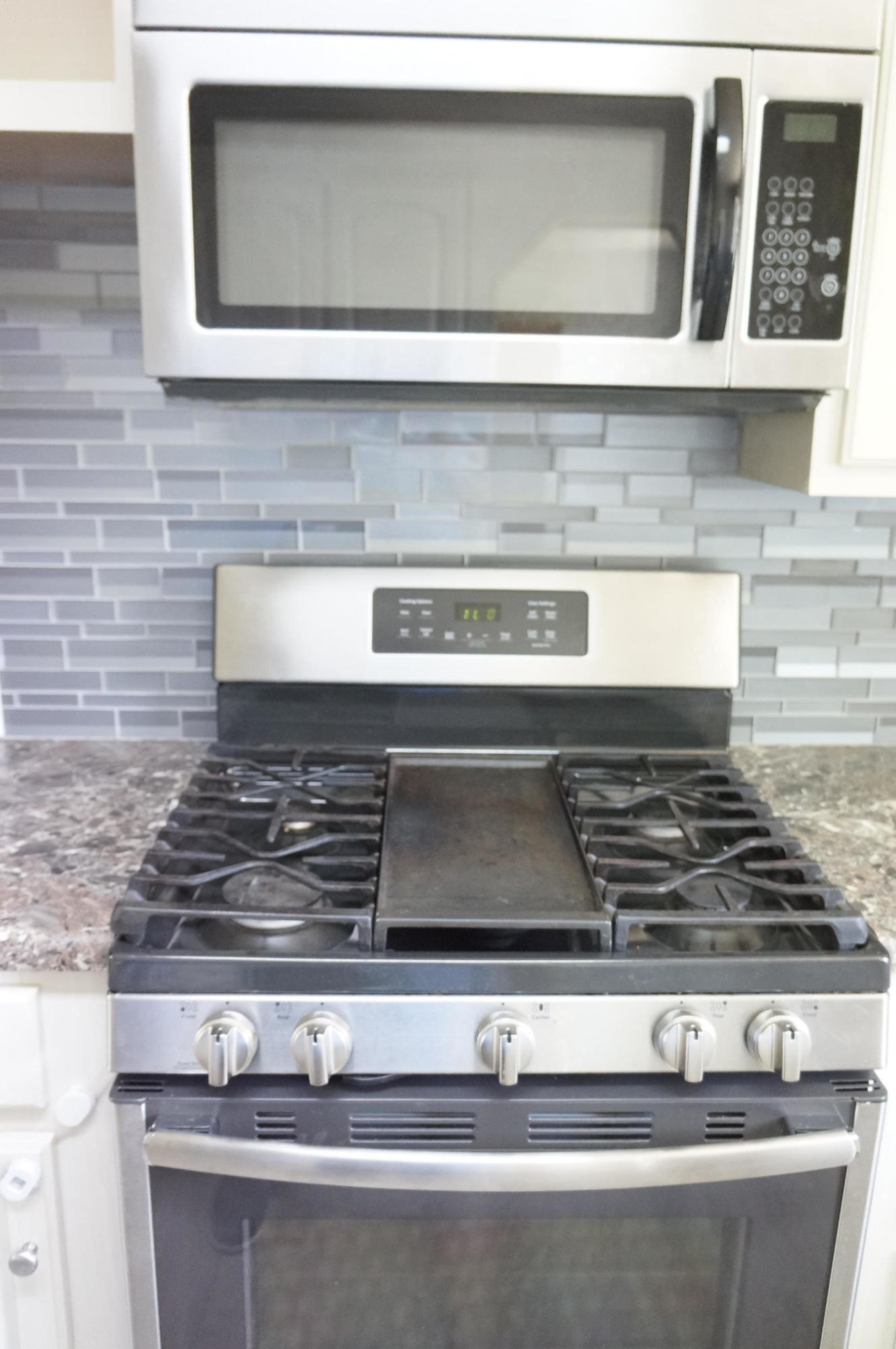 COUNTRYVIEW EST 3RD ADD - Residential