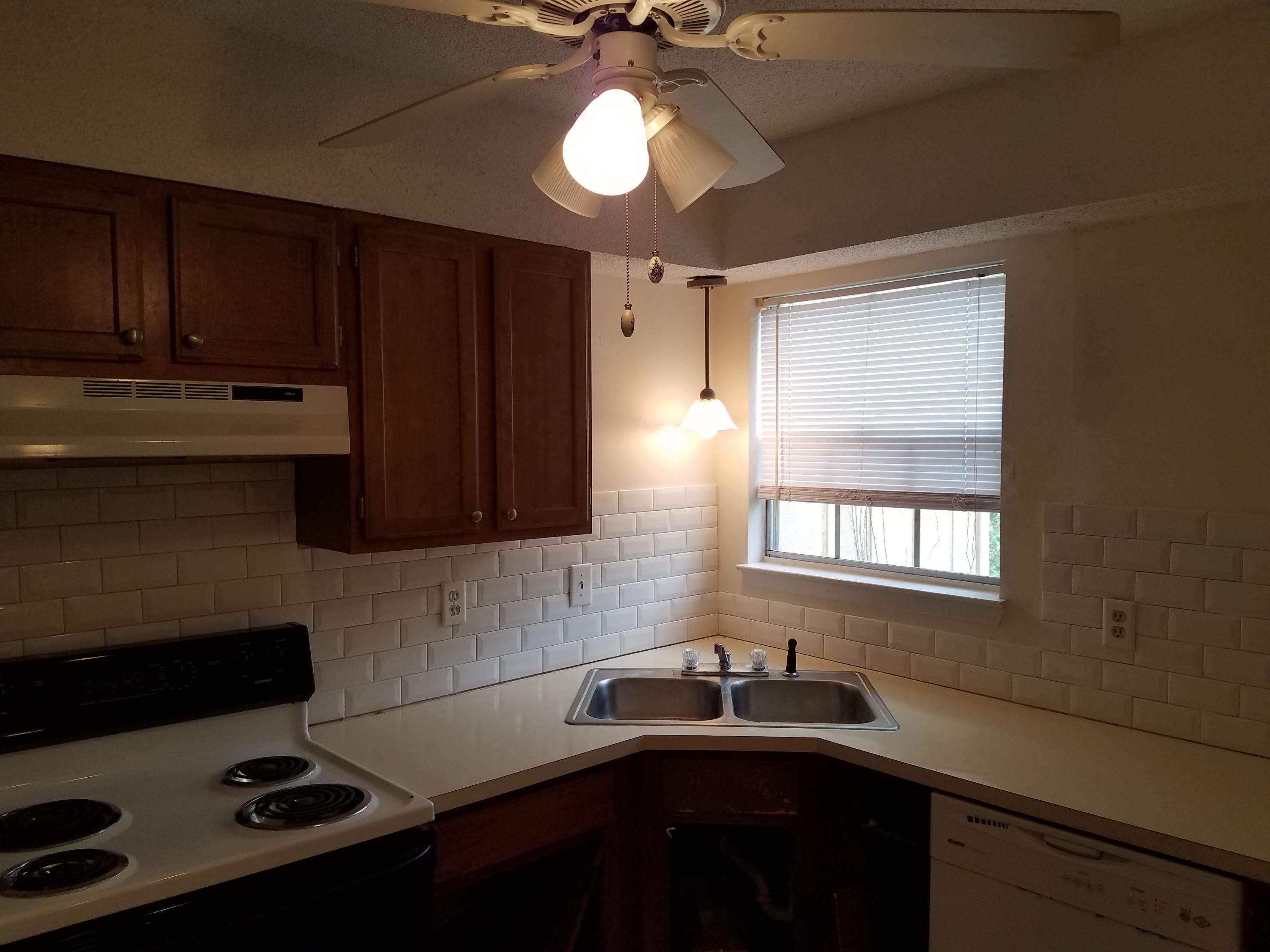 METES & BOUNDS - Residential Lease