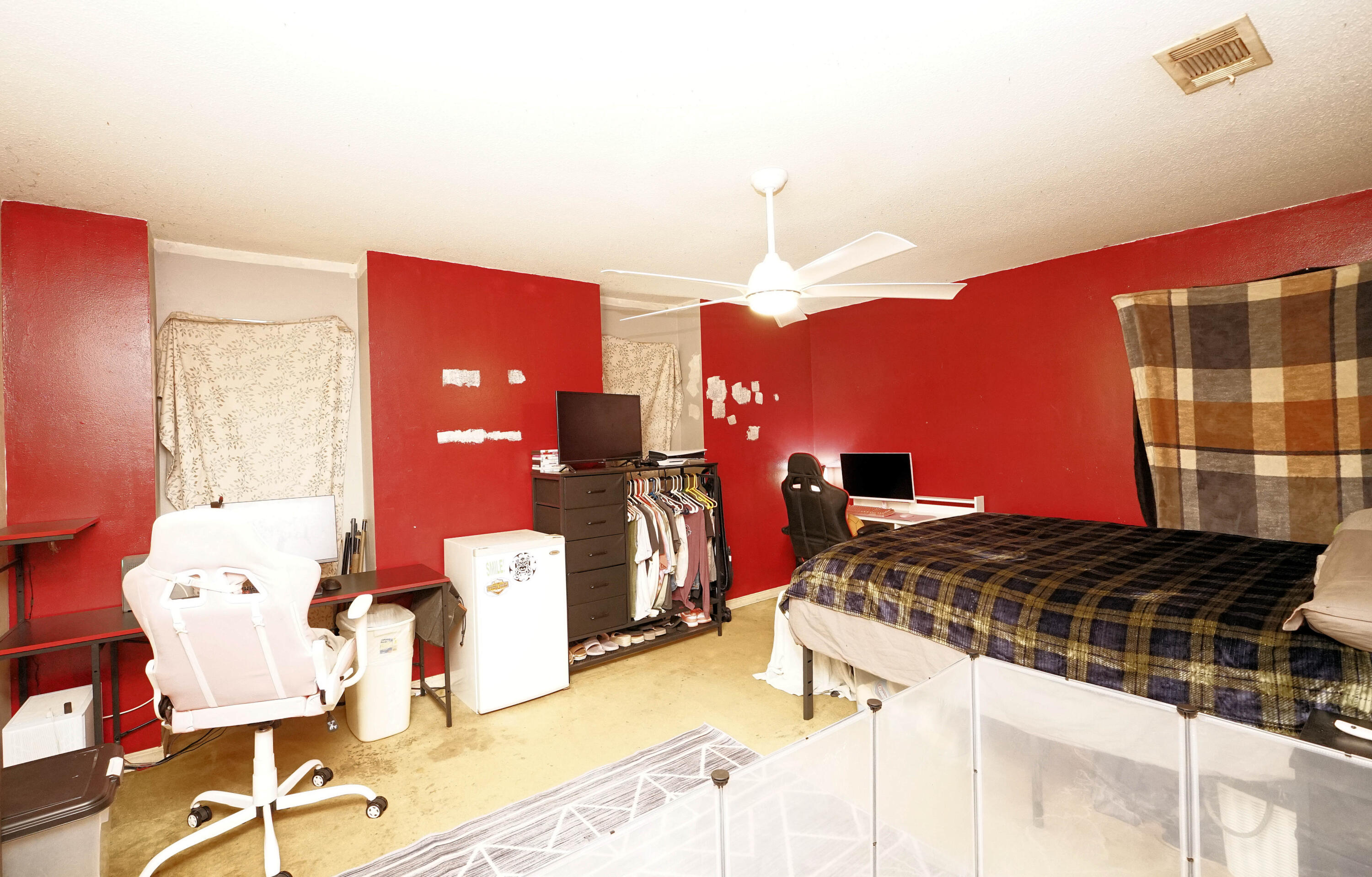 PALM CREST - Residential